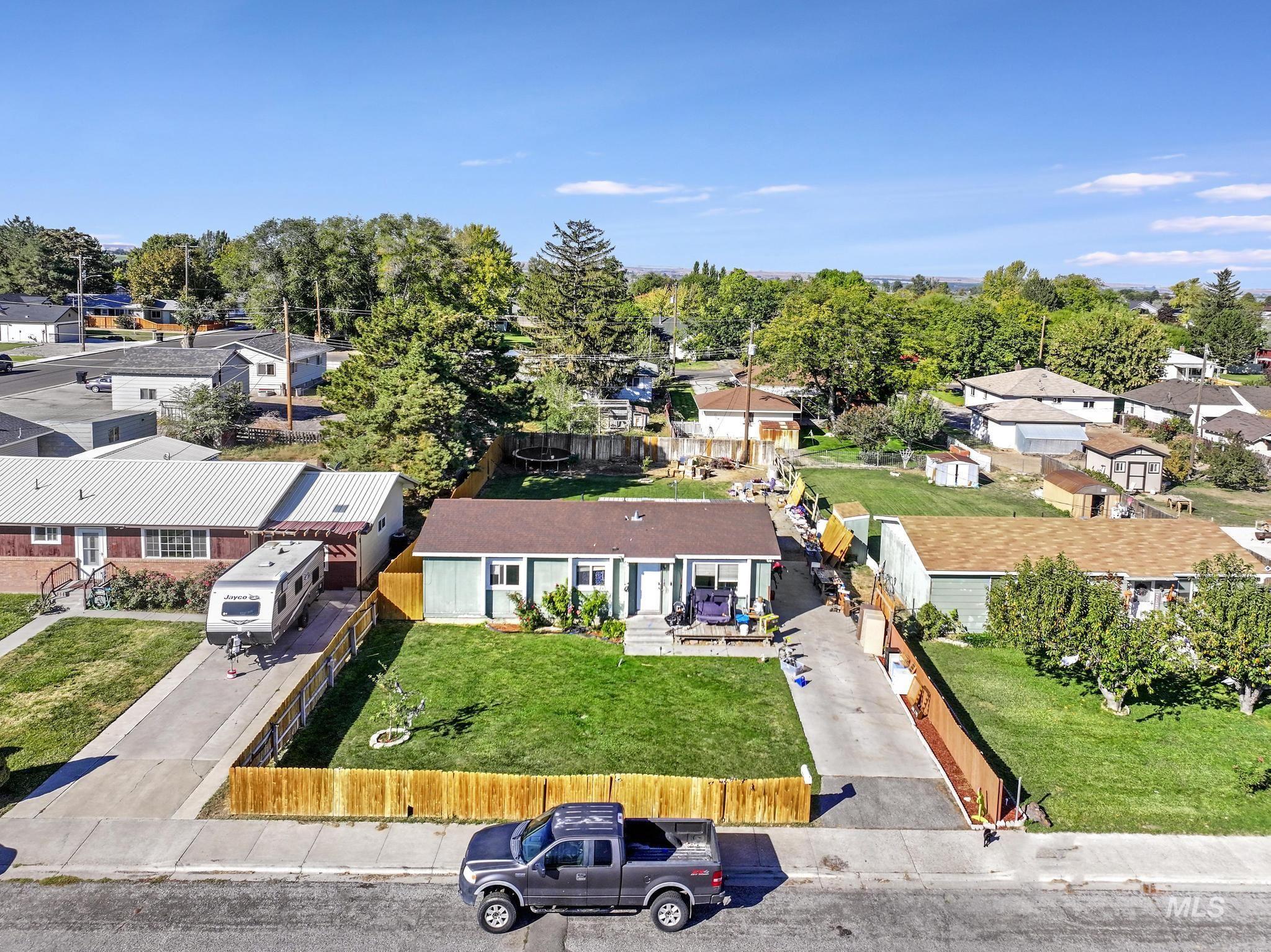 main property photo 22