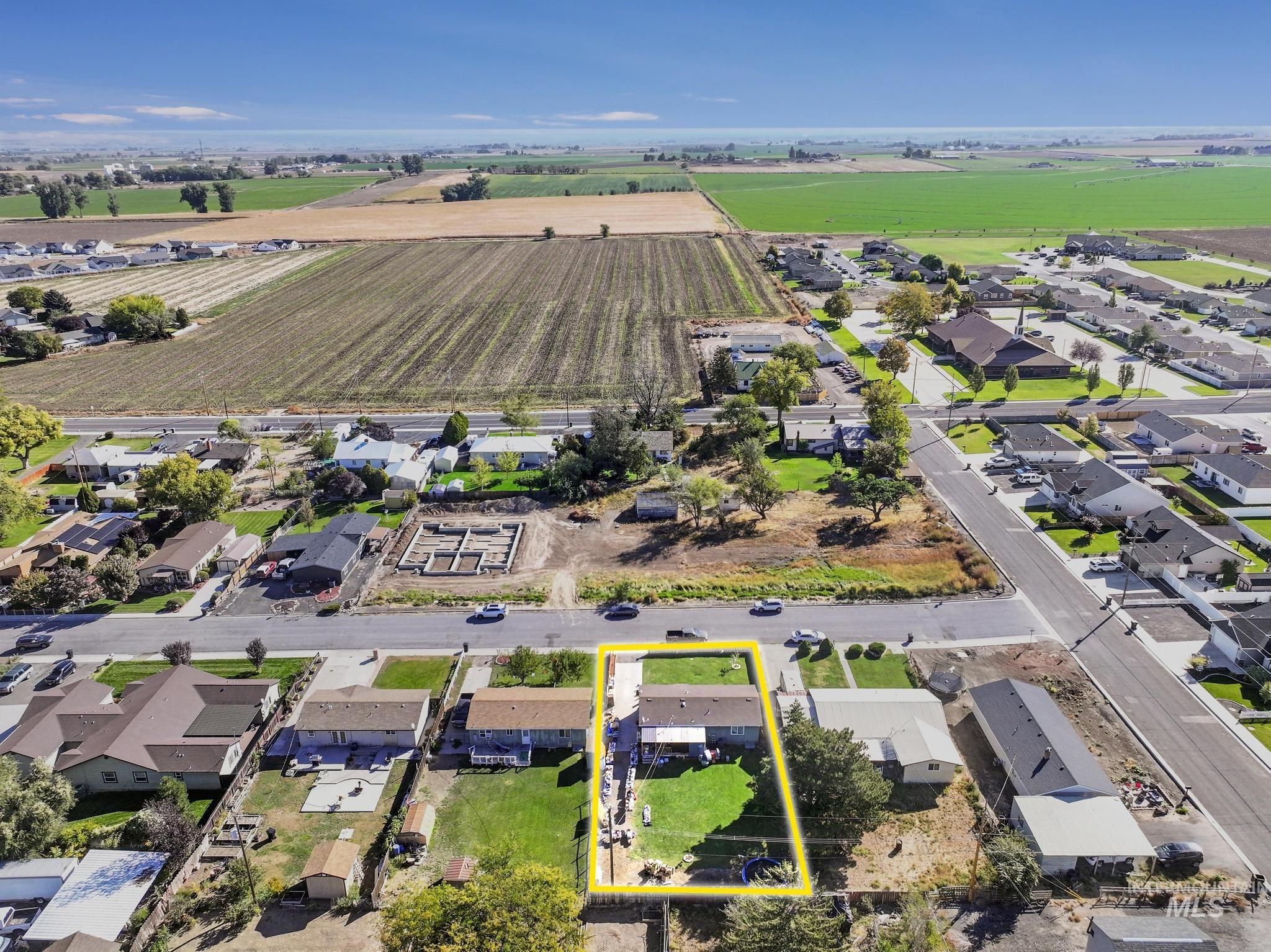 main property photo 27