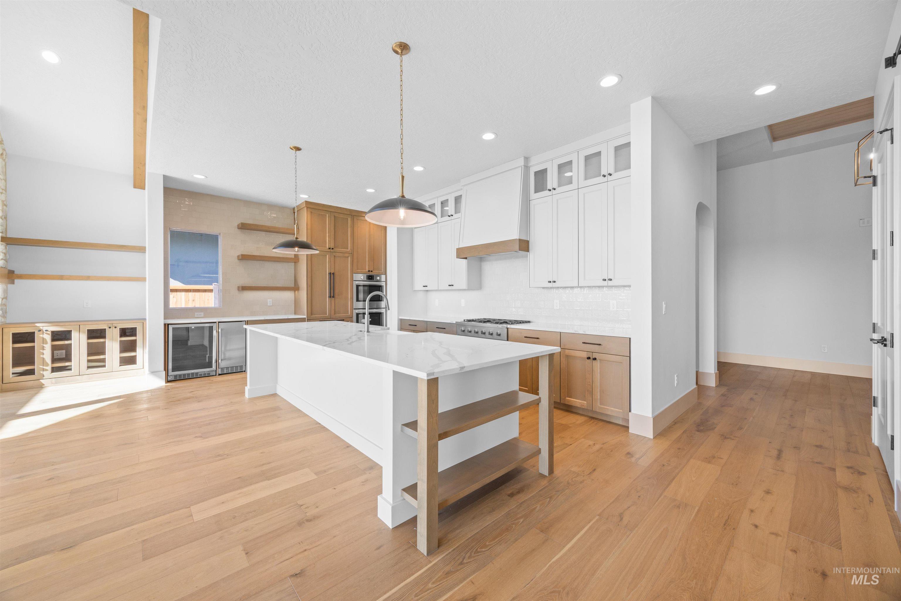 property viewer photo 7