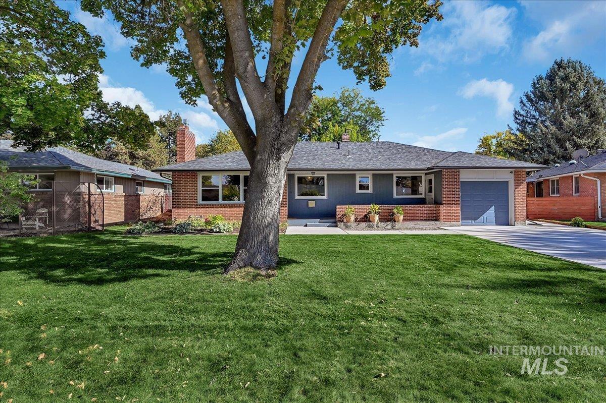 main property photo 0