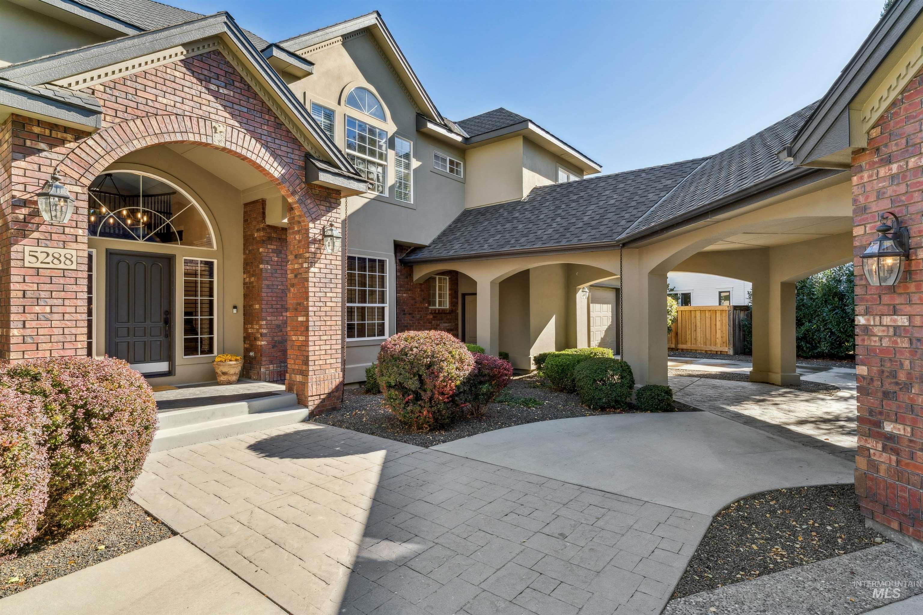 property viewer photo 1