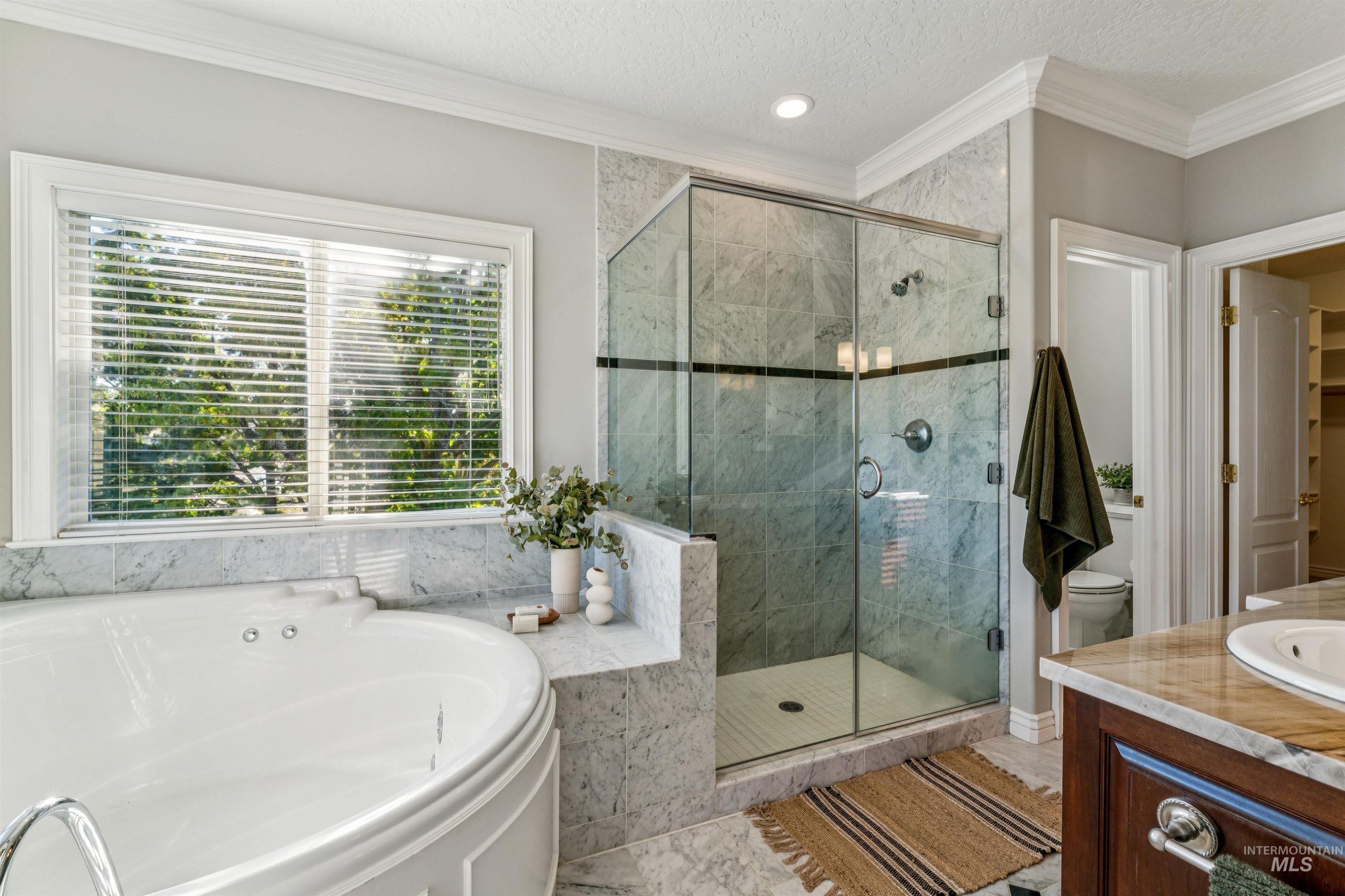 property viewer photo 27