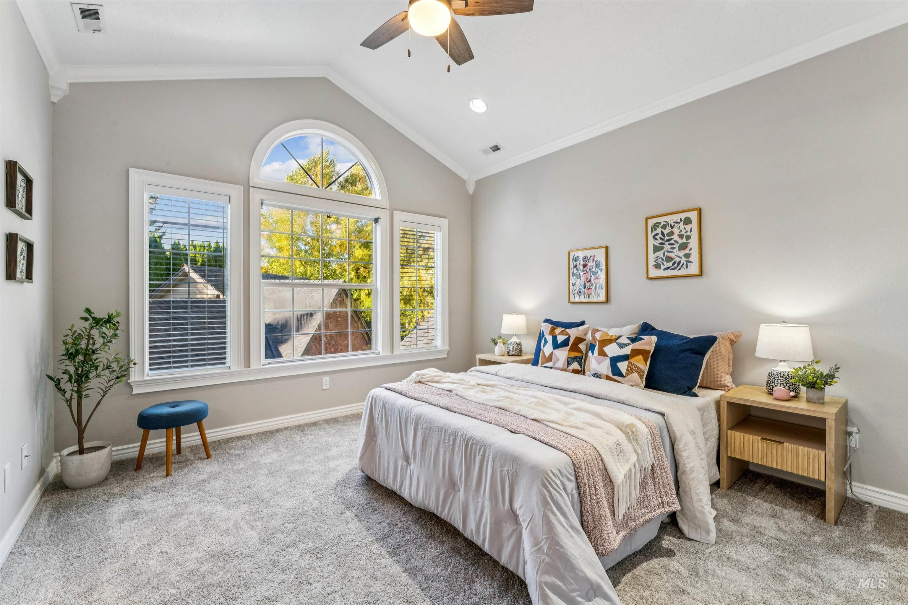 property viewer photo 30