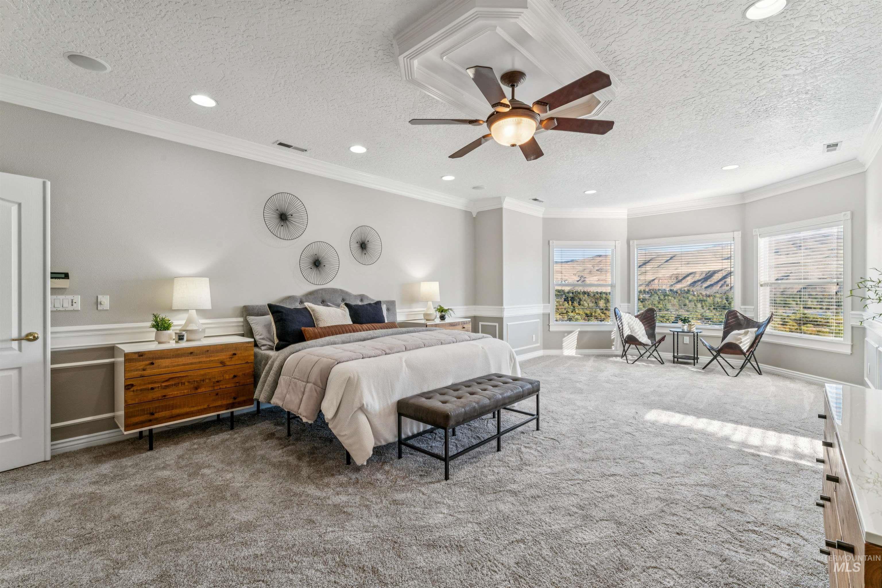 property viewer photo 4