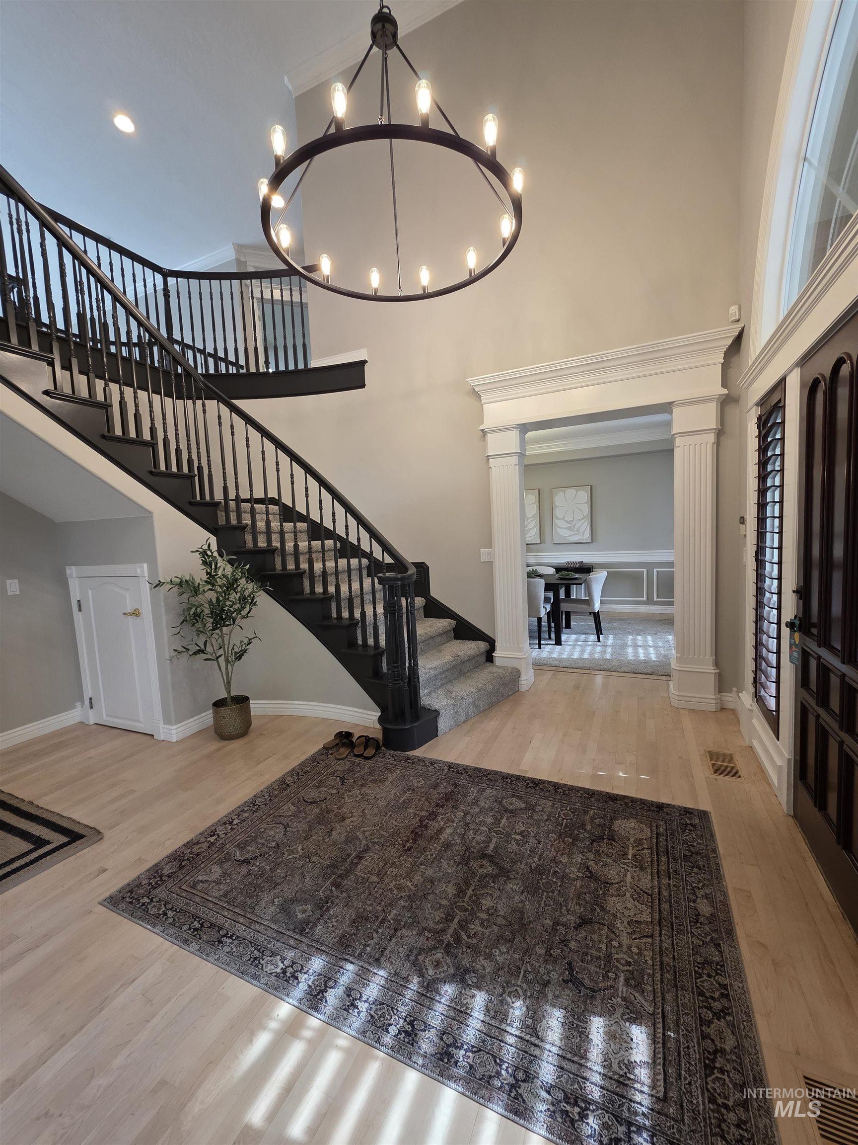 property viewer photo 6