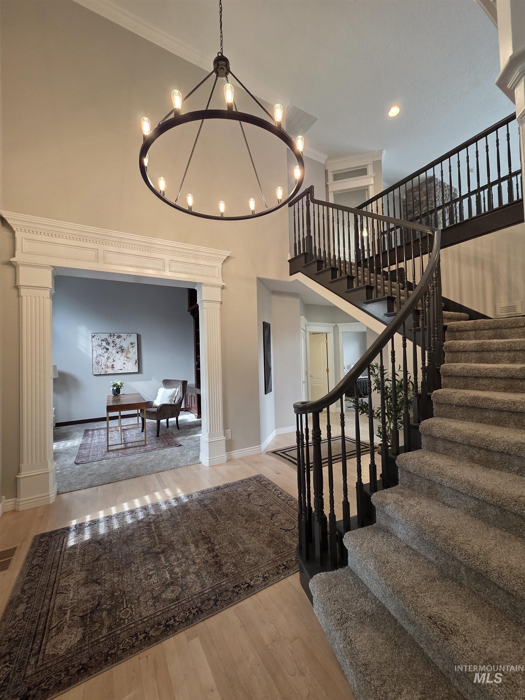 property viewer photo 7