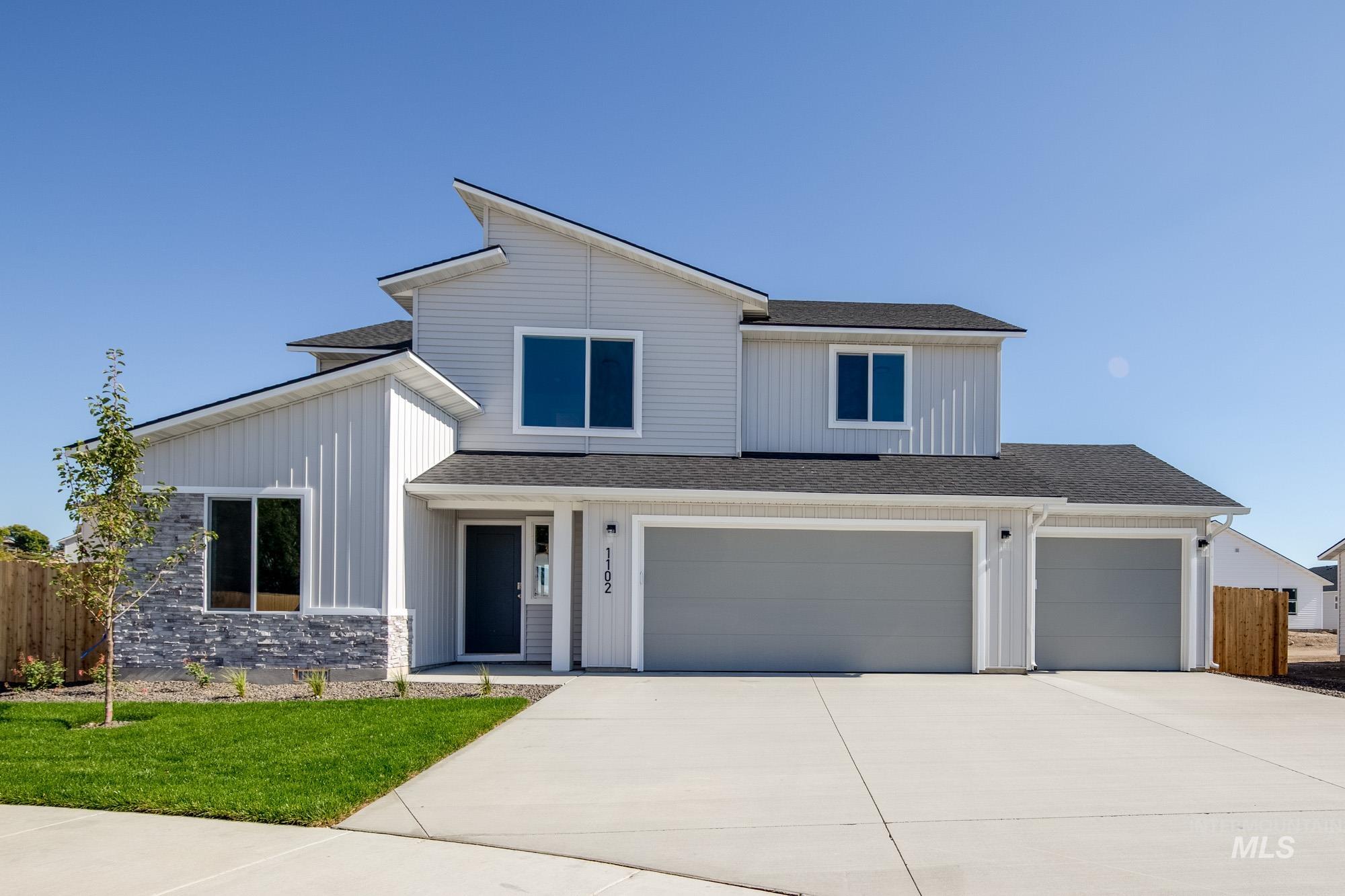 main property photo 0