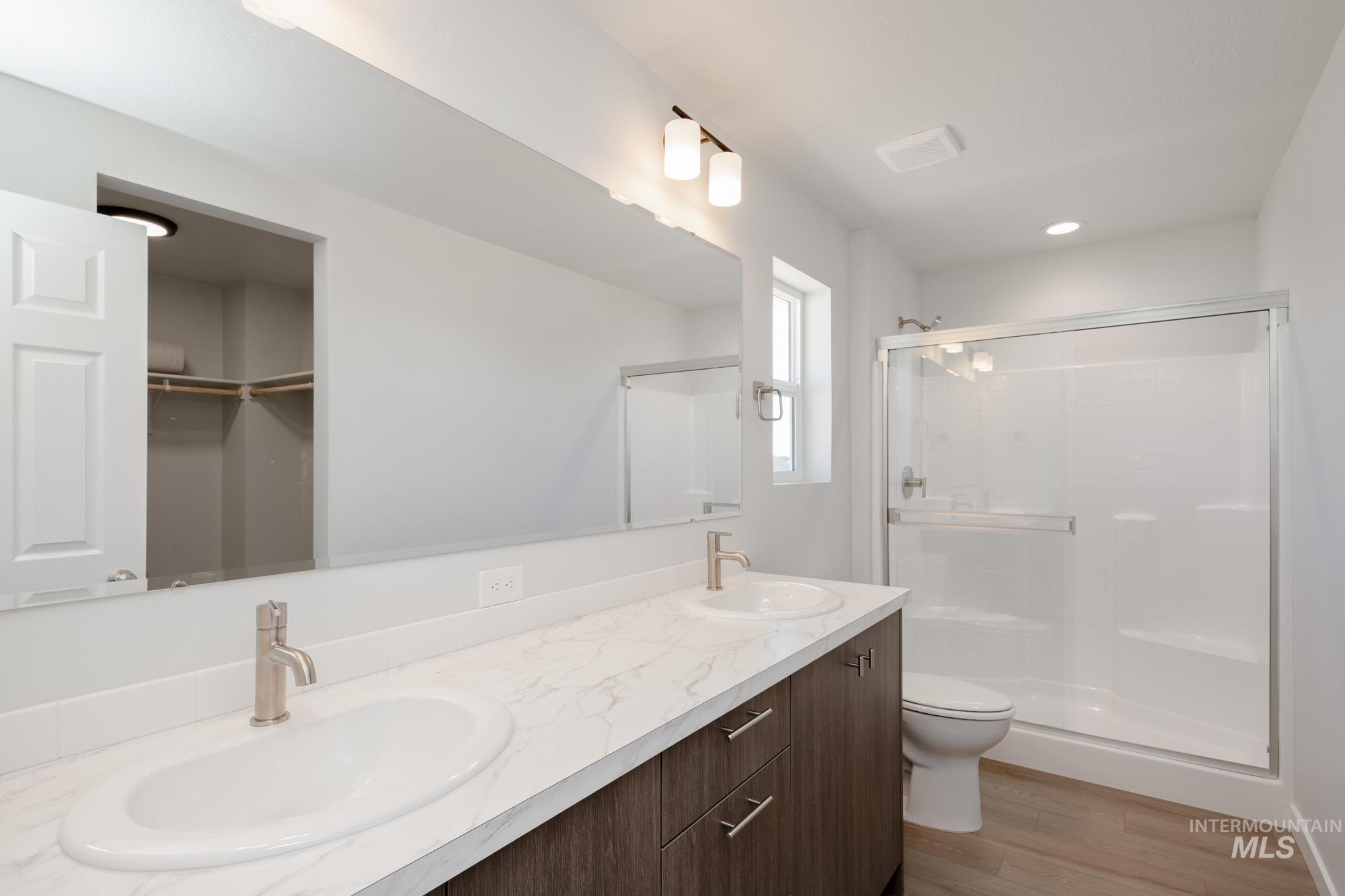 property viewer photo 14