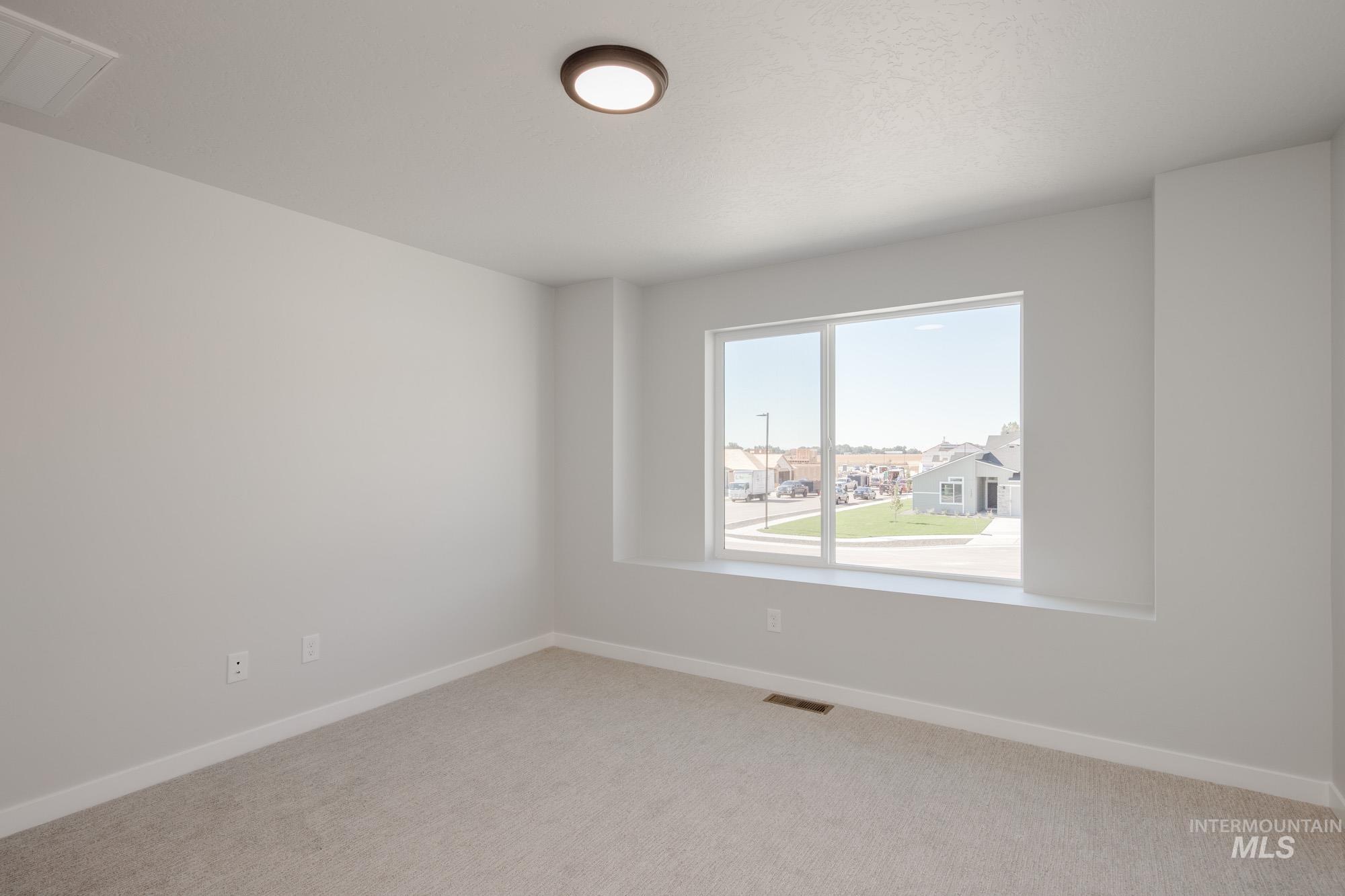 property viewer photo 16