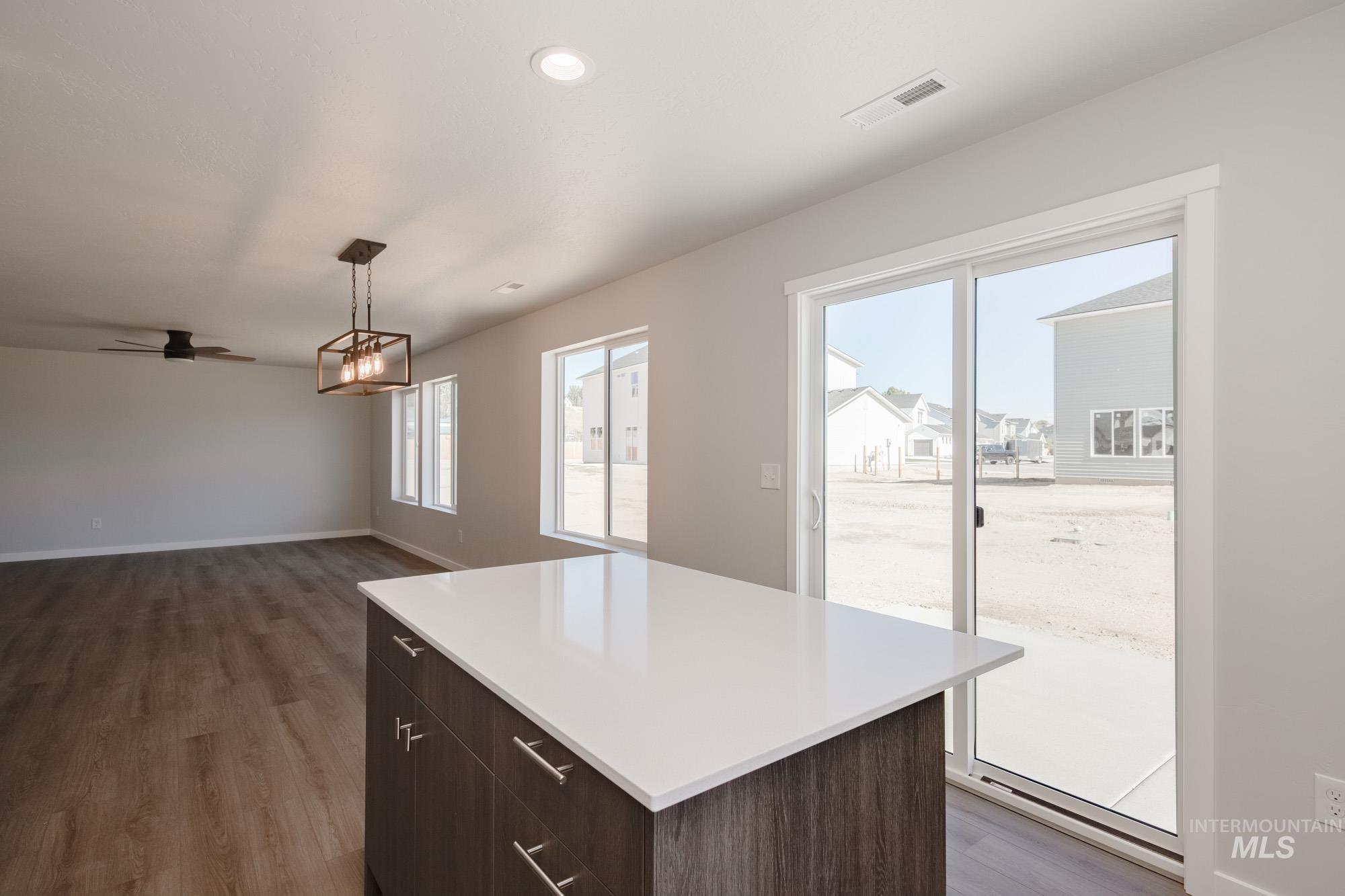 property viewer photo 5