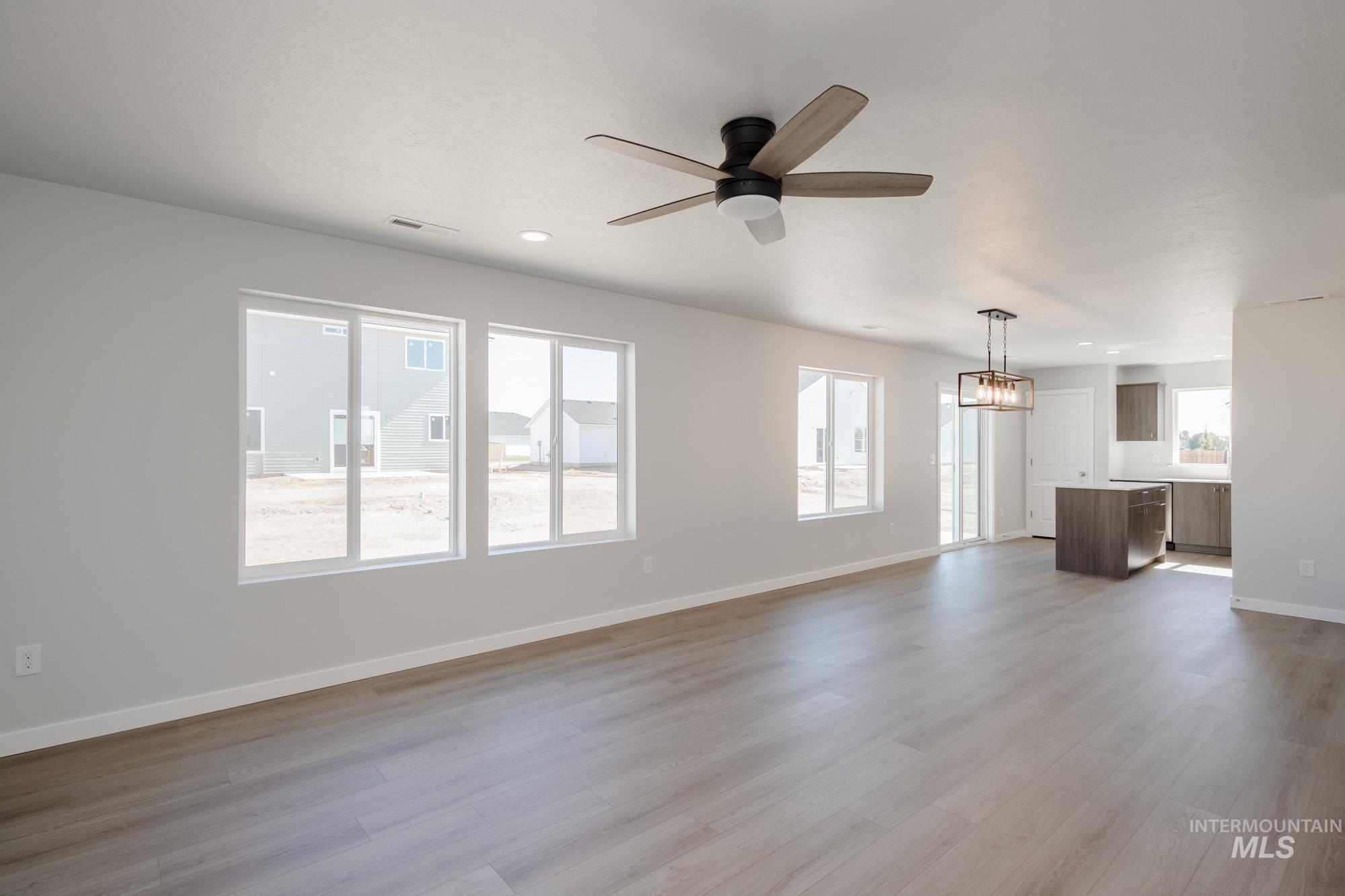 property viewer photo 8