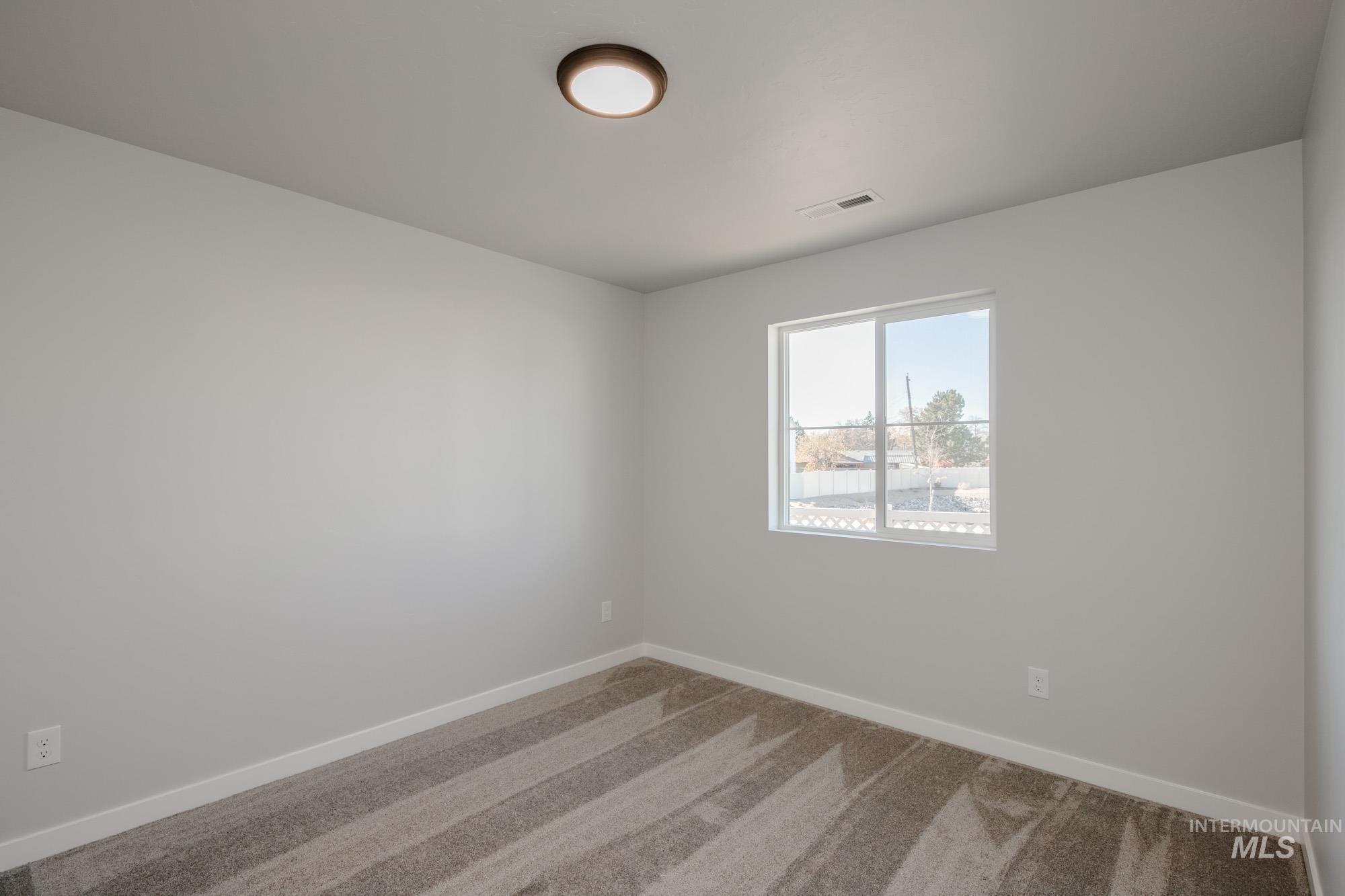 property viewer photo 16