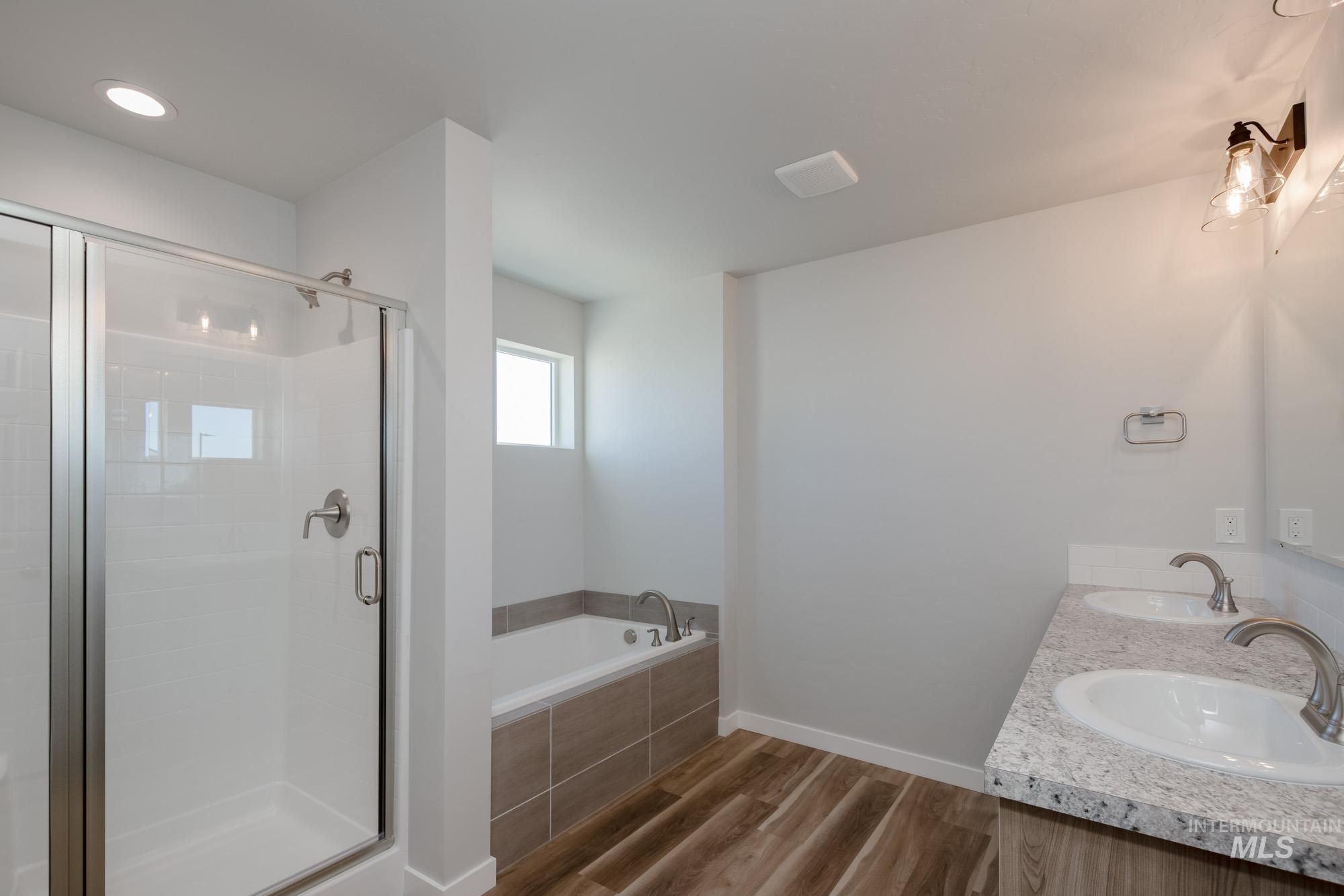 property viewer photo 21