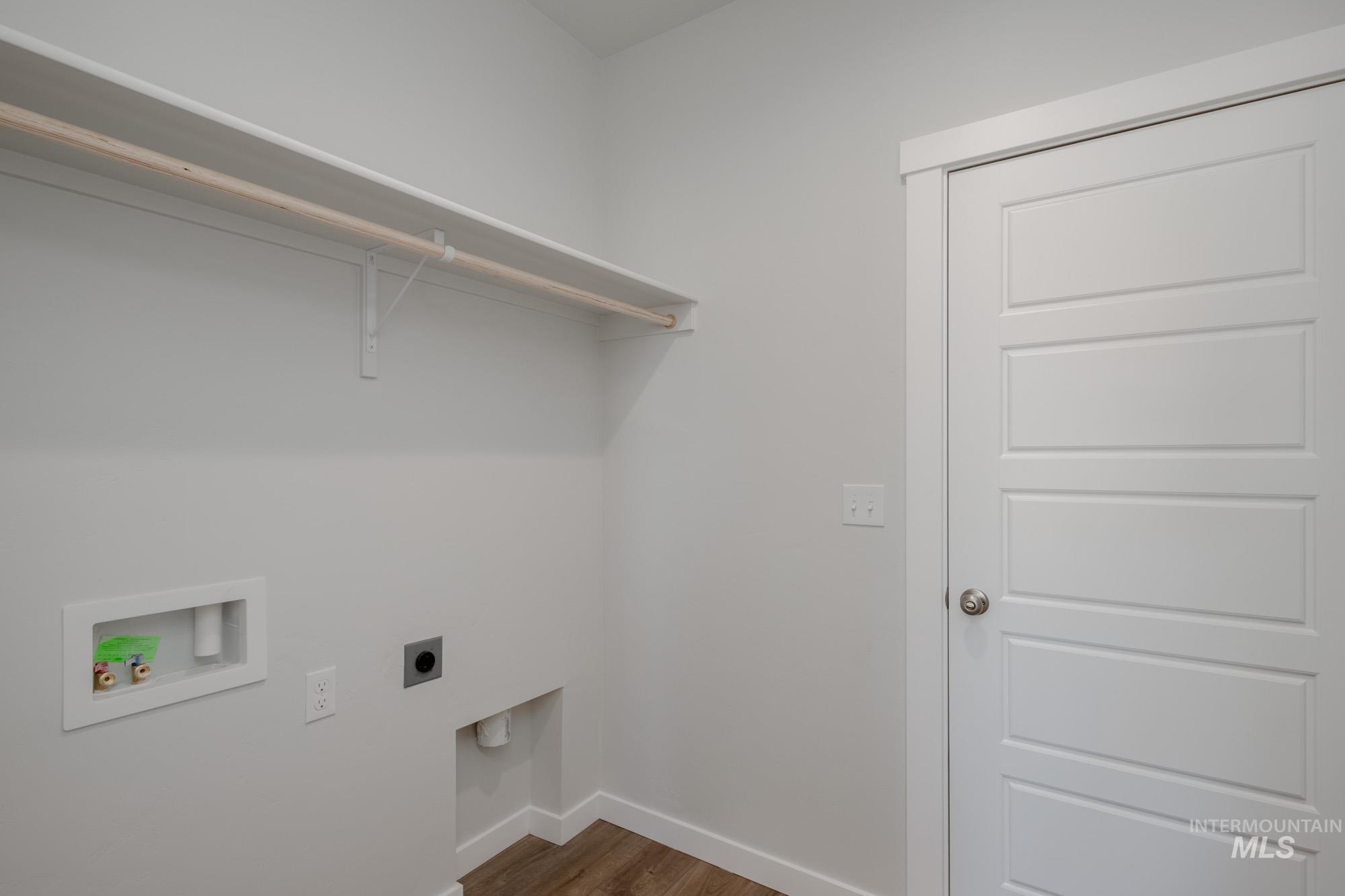 property viewer photo 15