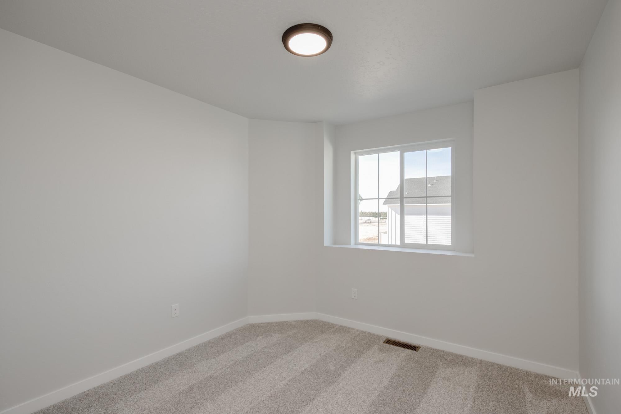 property viewer photo 16