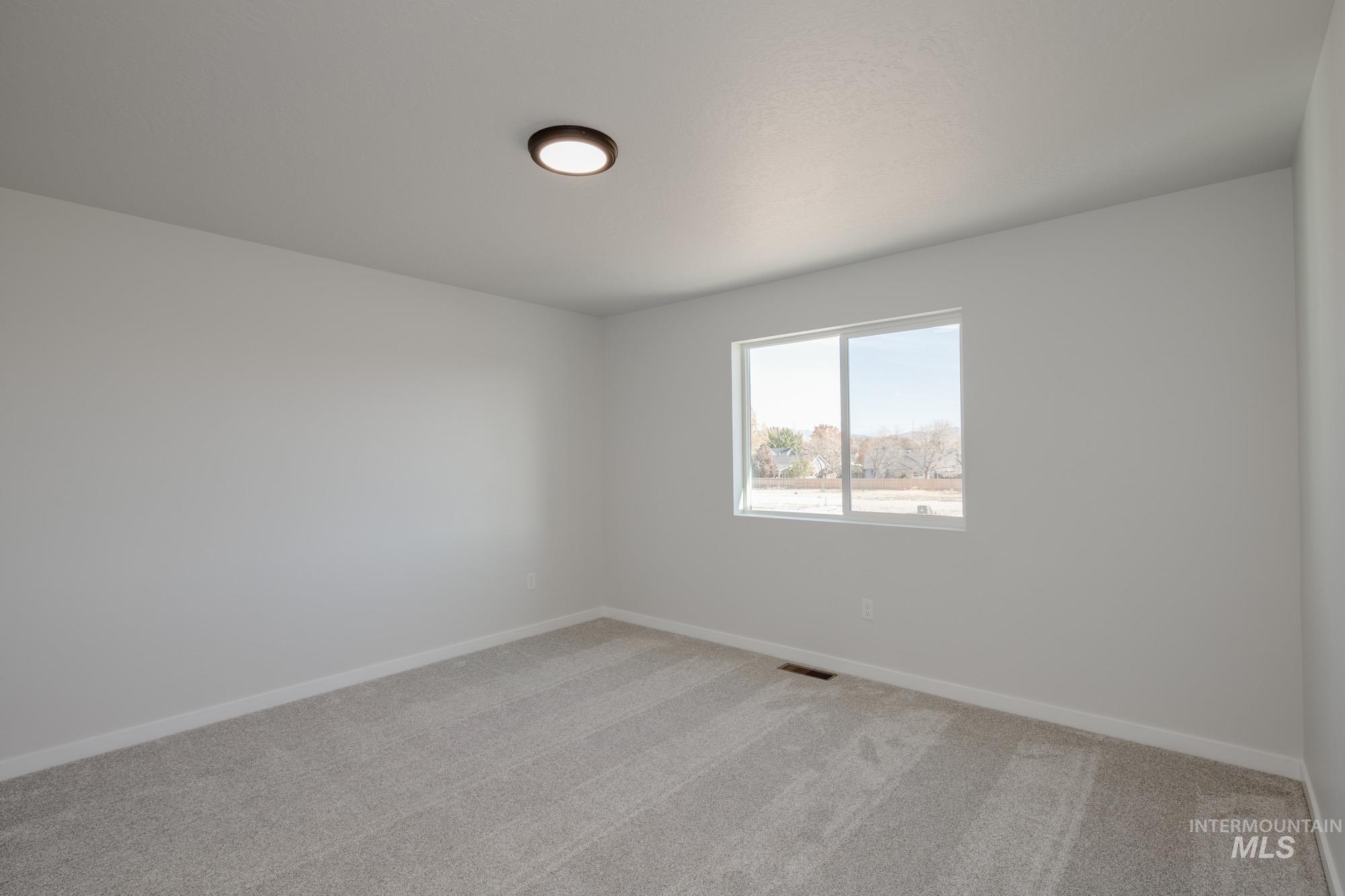 property viewer photo 19