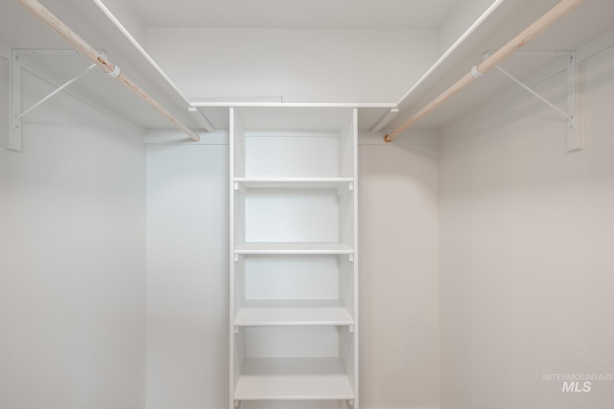 property viewer photo 22