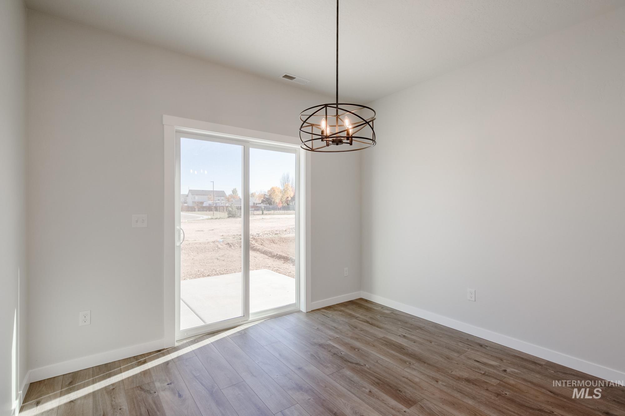 property viewer photo 5