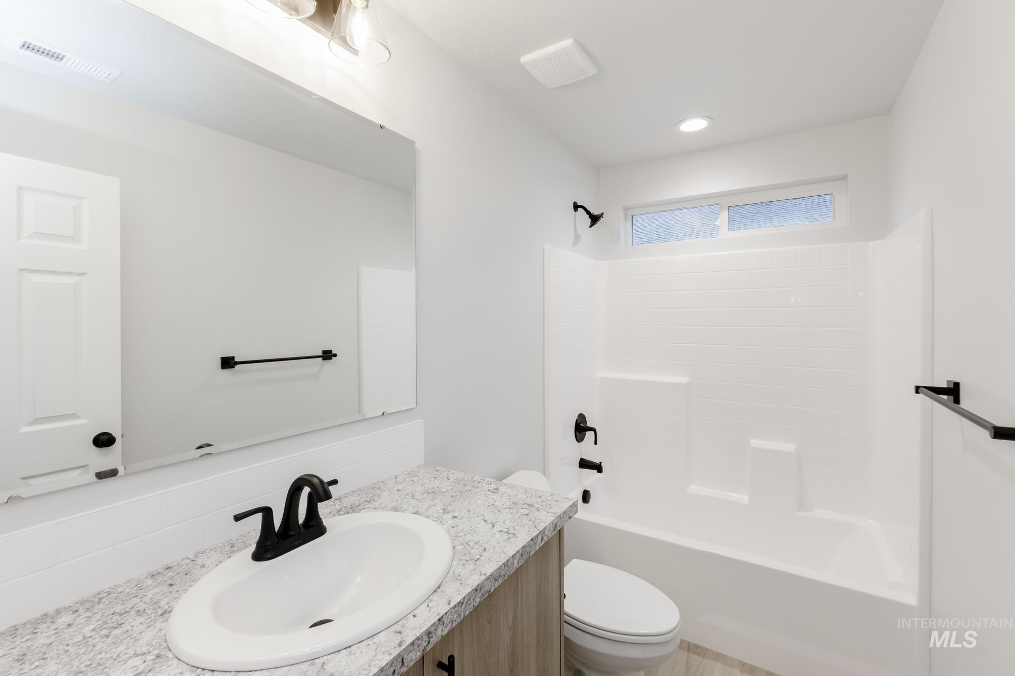 property viewer photo 13