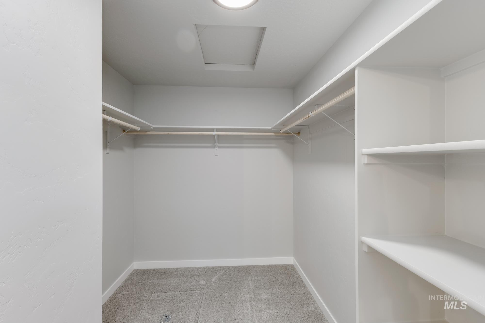 property viewer photo 20