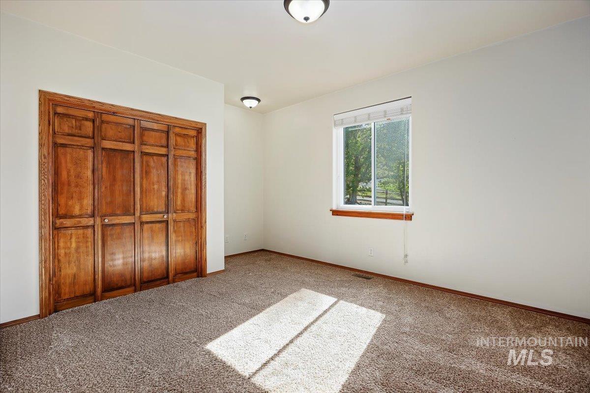 property viewer photo 16