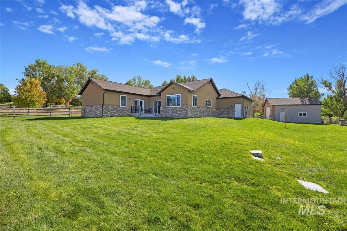 property viewer photo 25