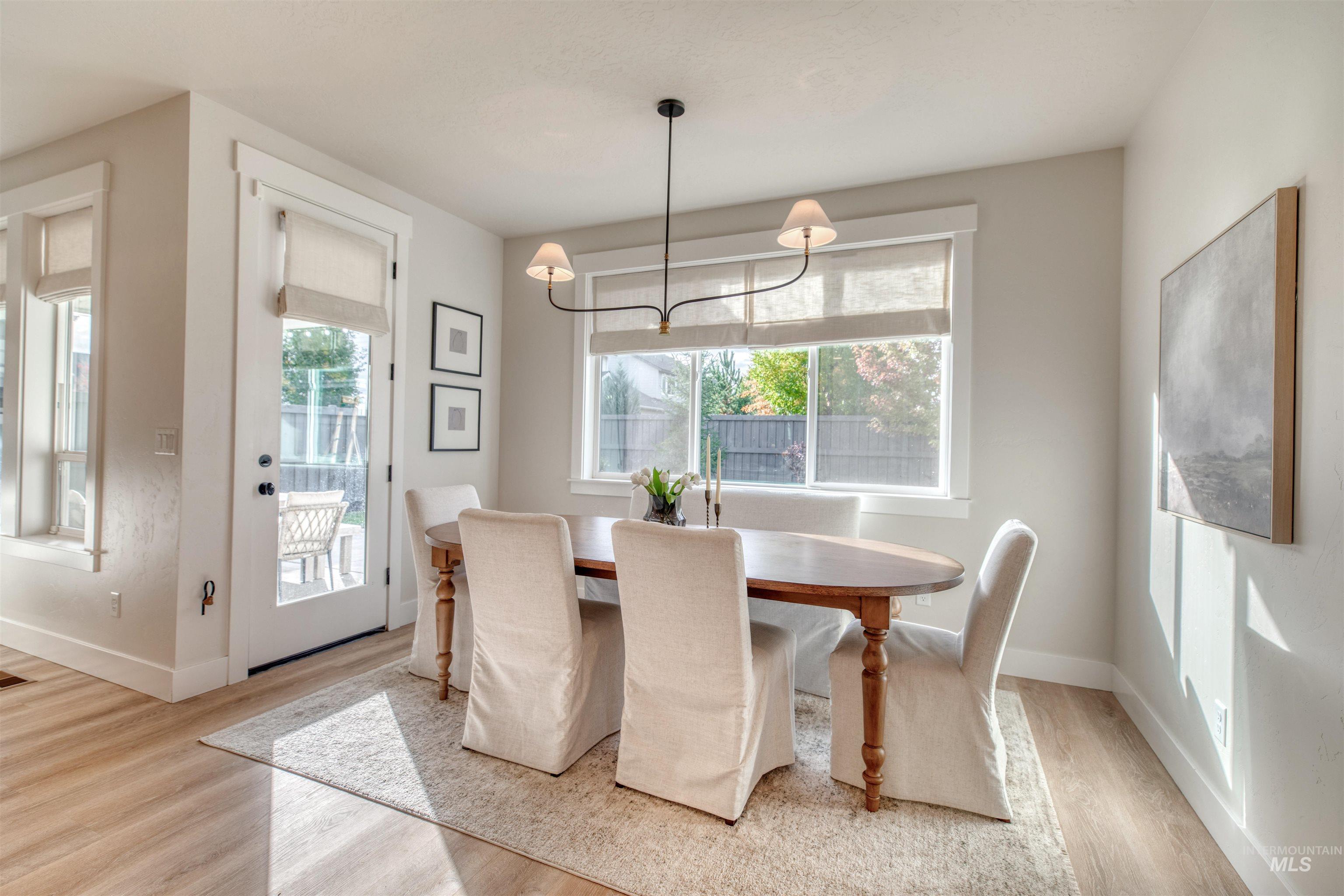 property viewer photo 13