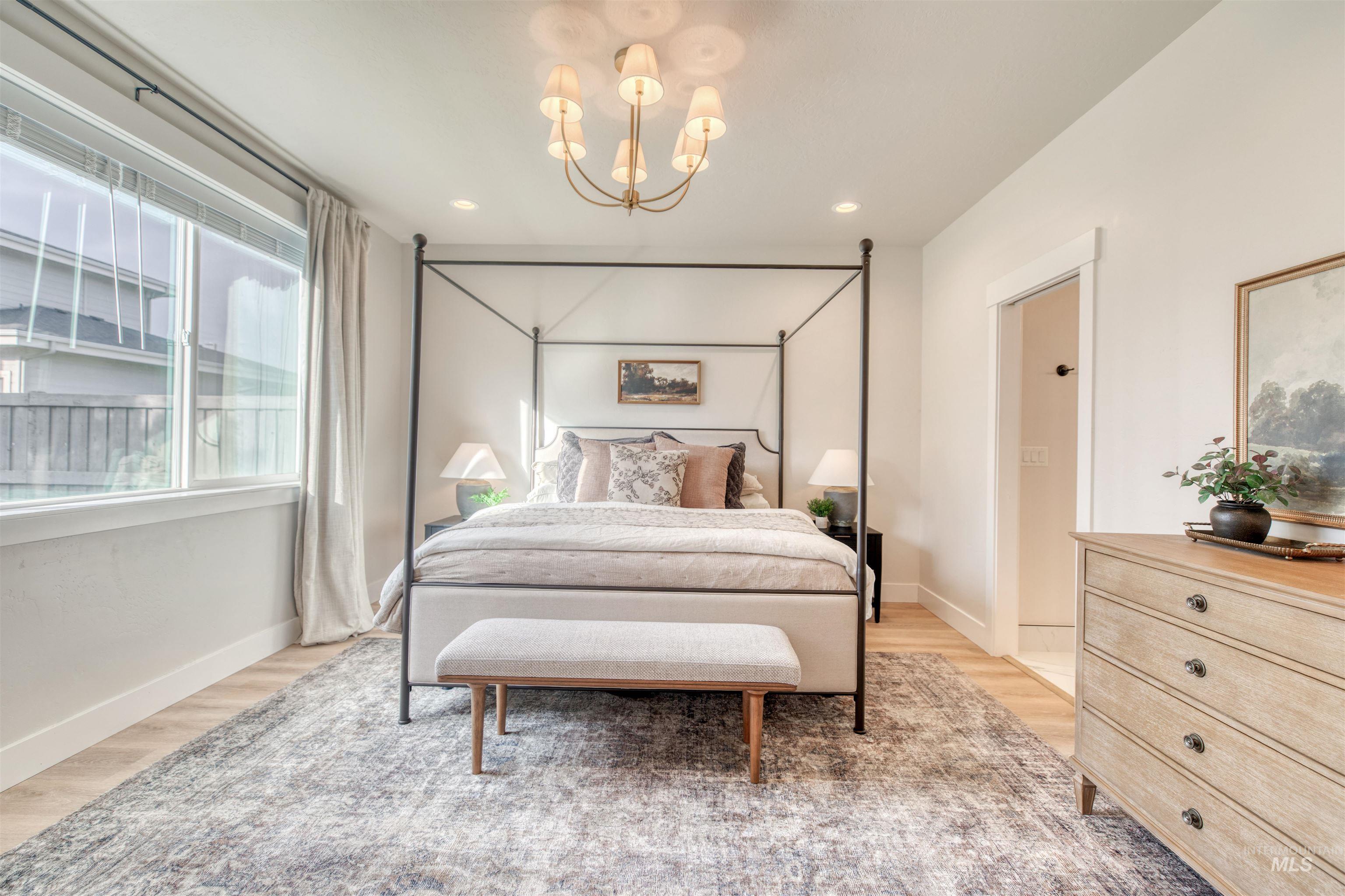 property viewer photo 15