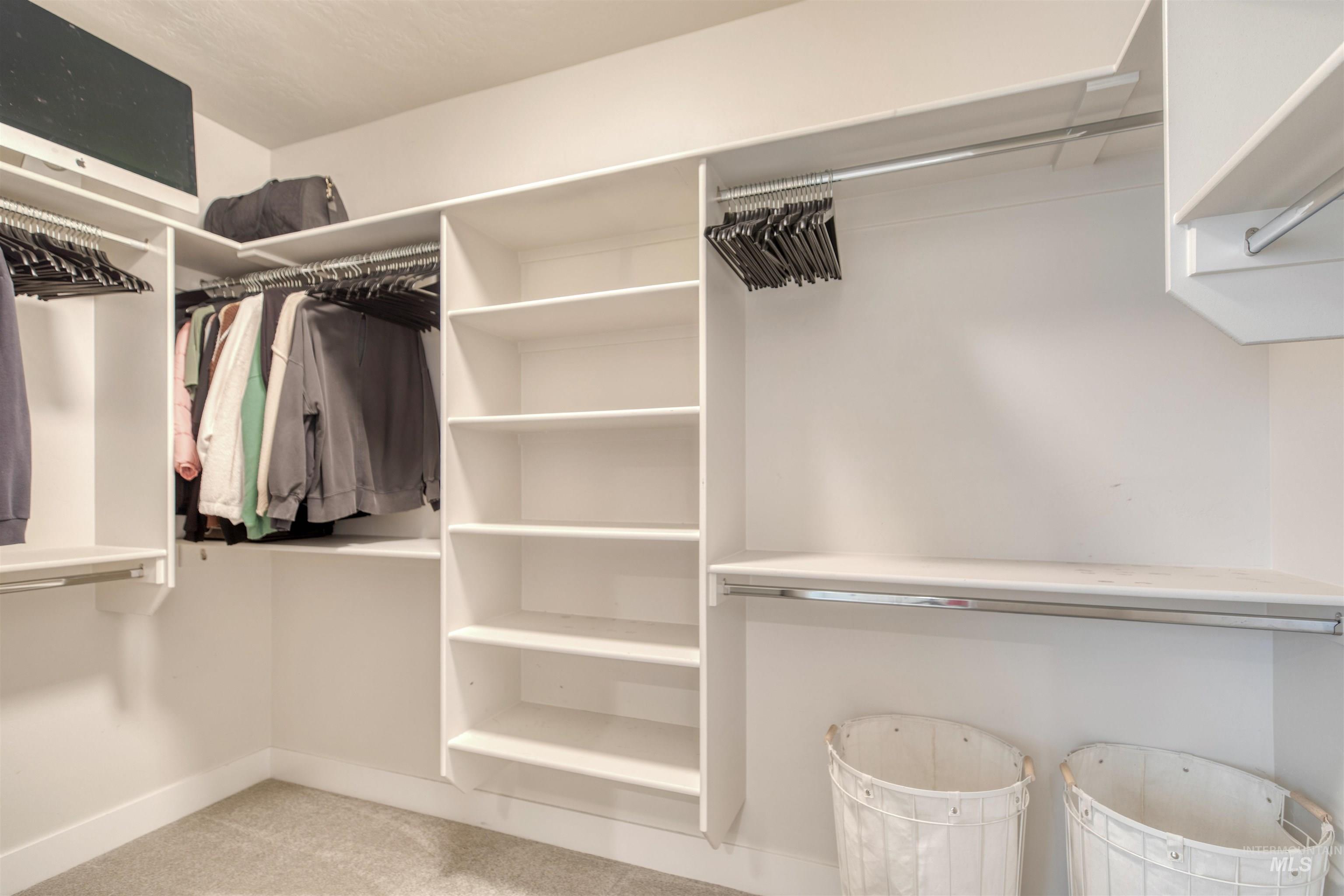 property viewer photo 20