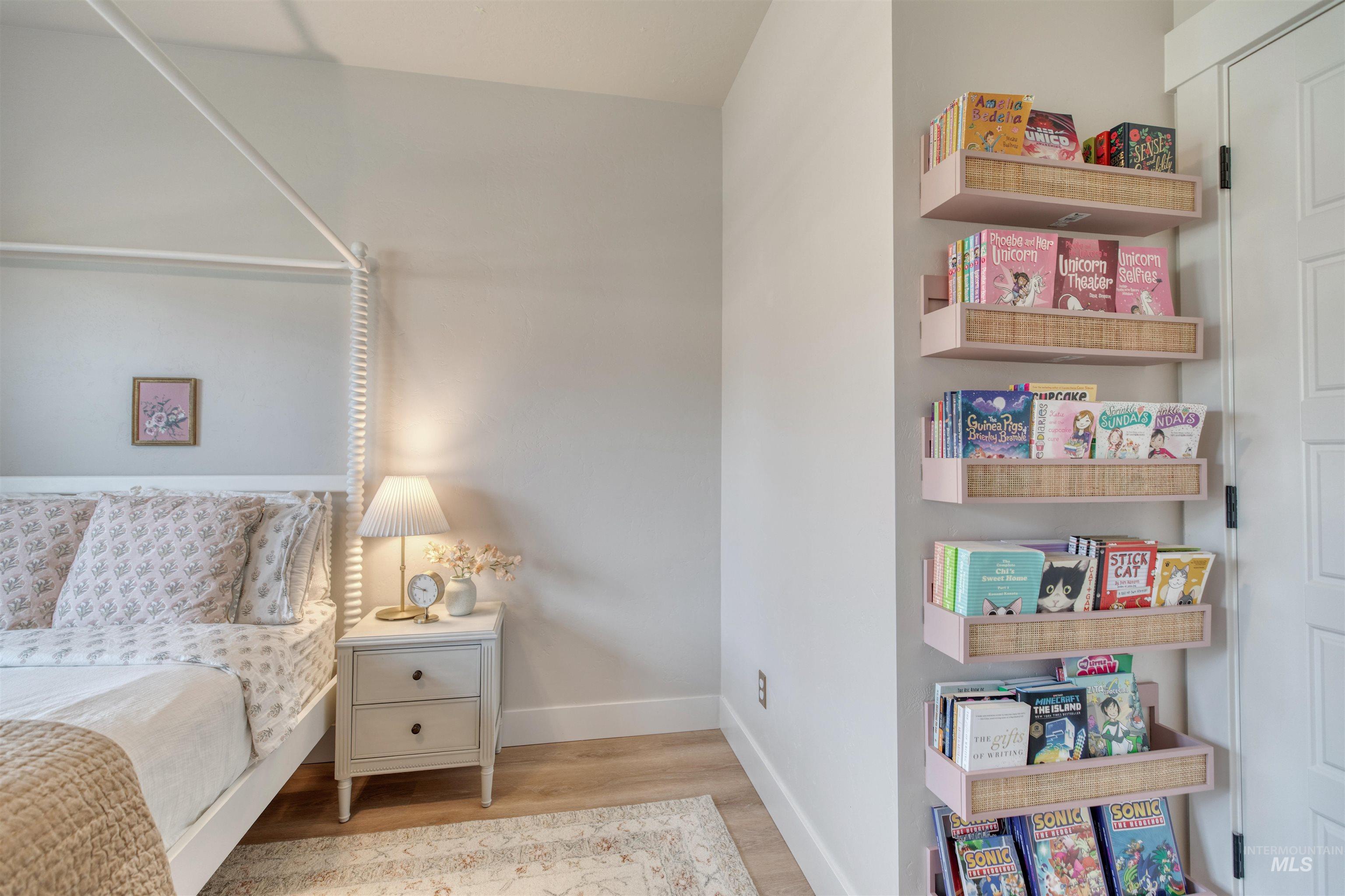 property viewer photo 23