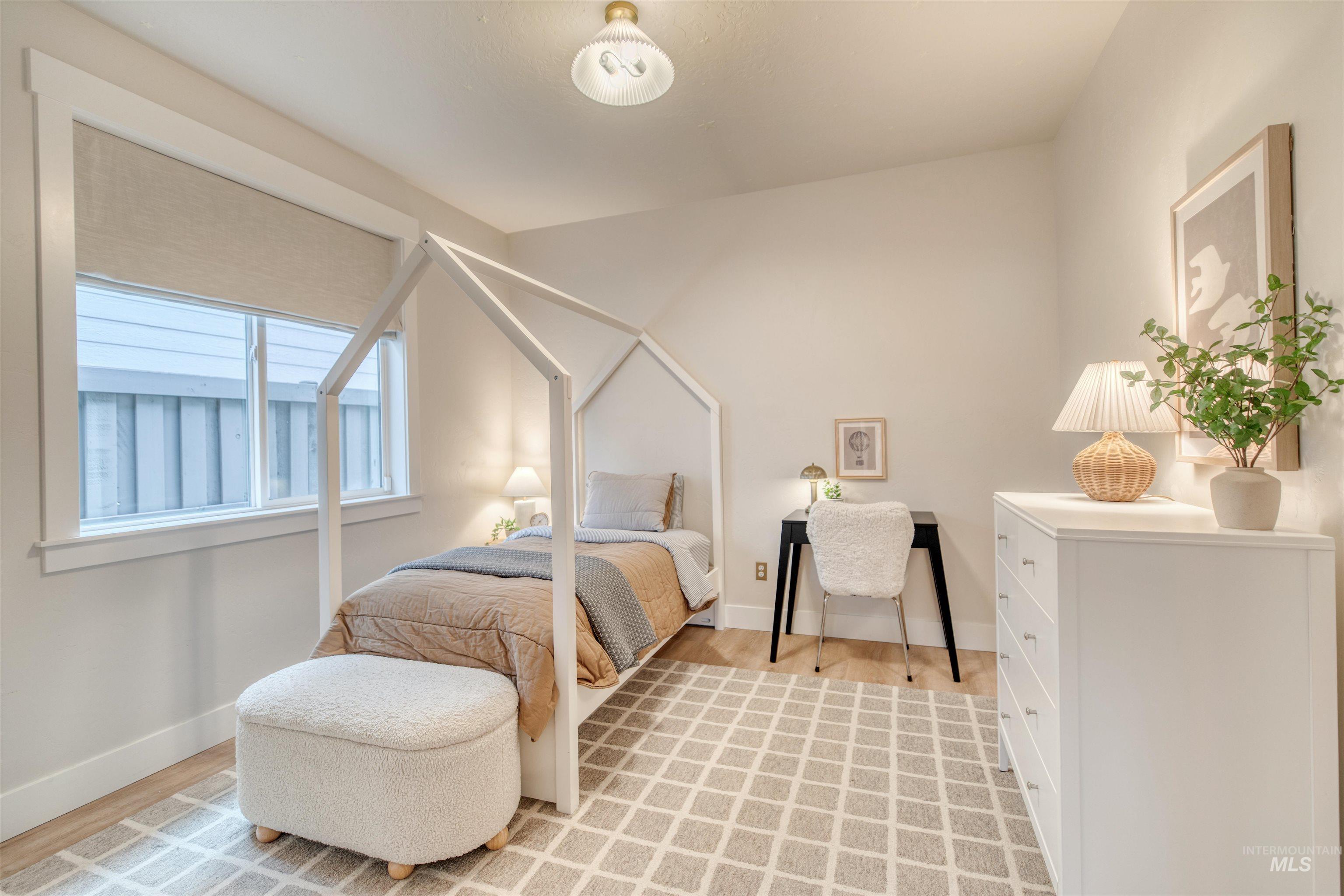 property viewer photo 27