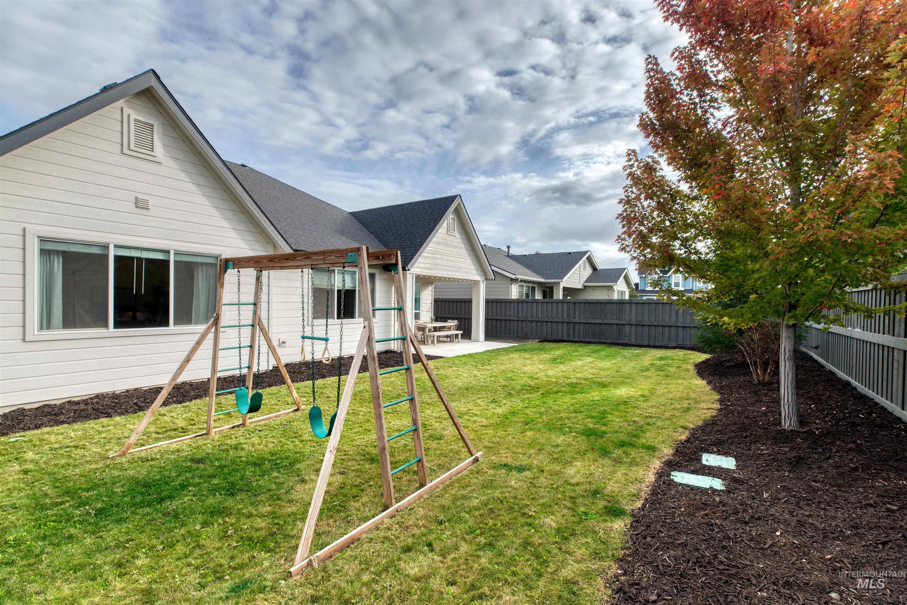 property viewer photo 40