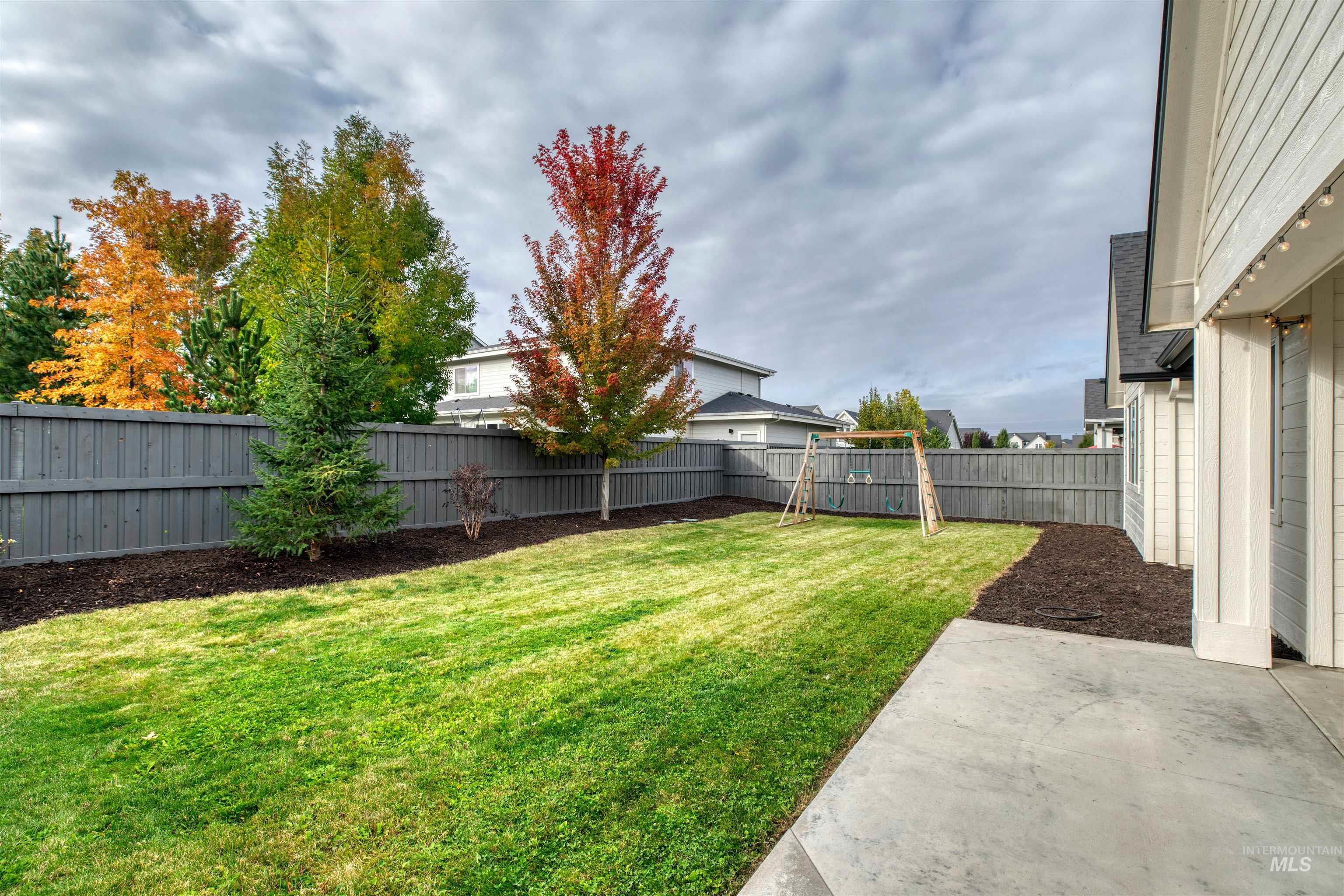 property viewer photo 41