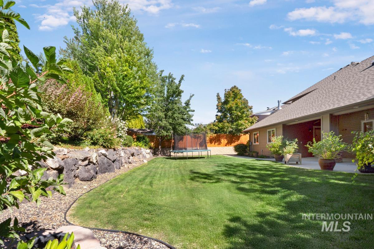 property viewer photo 1
