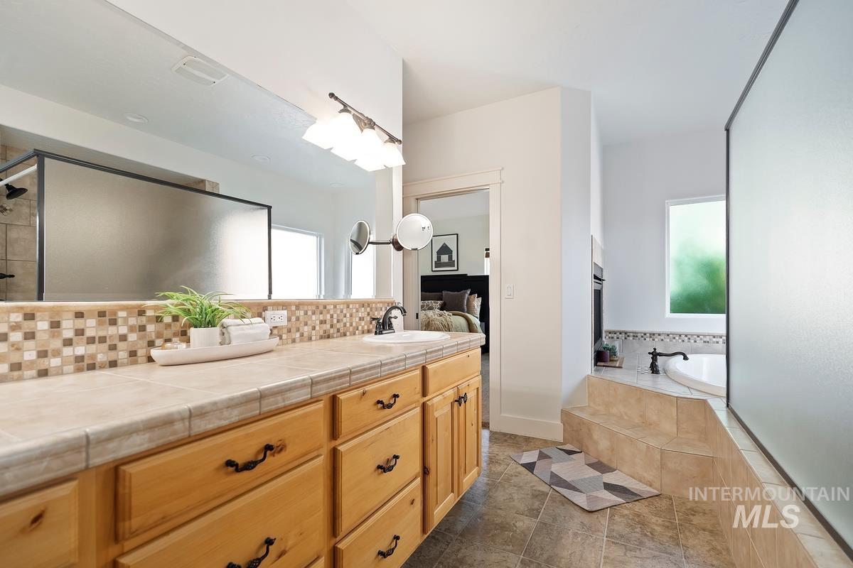 property viewer photo 19