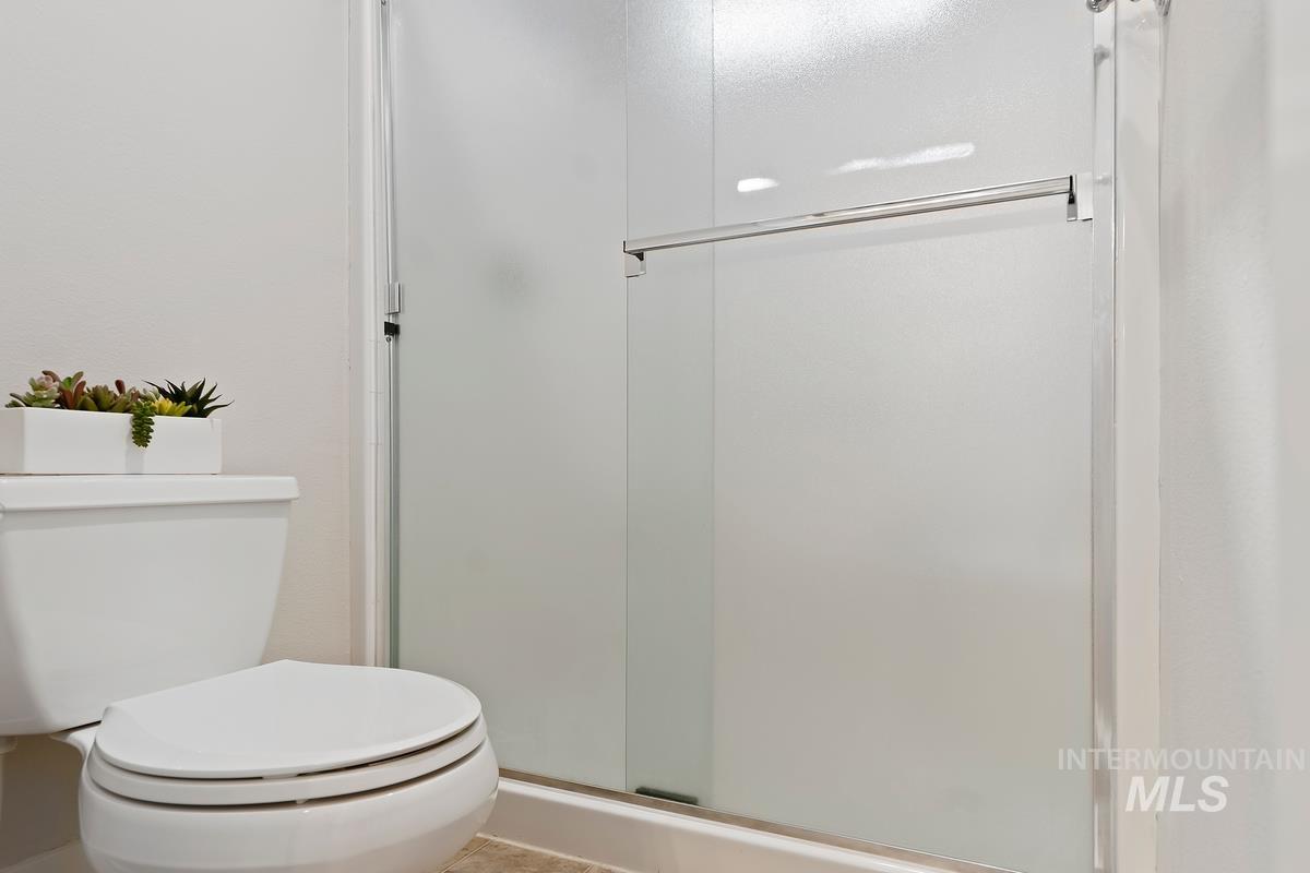 property viewer photo 23