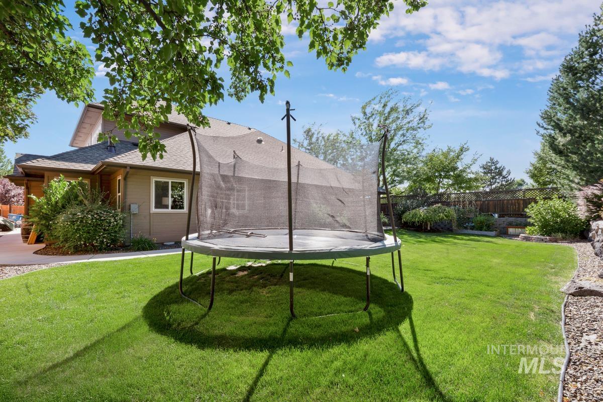 property viewer photo 38