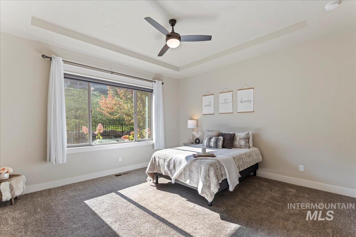property viewer photo 15
