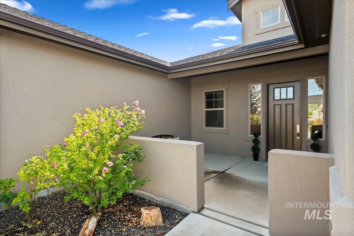 property viewer photo 2
