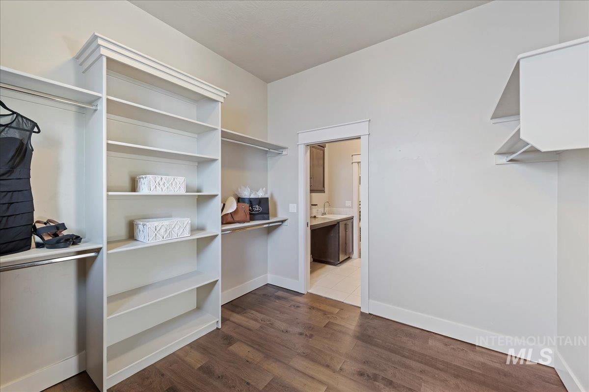 property viewer photo 22
