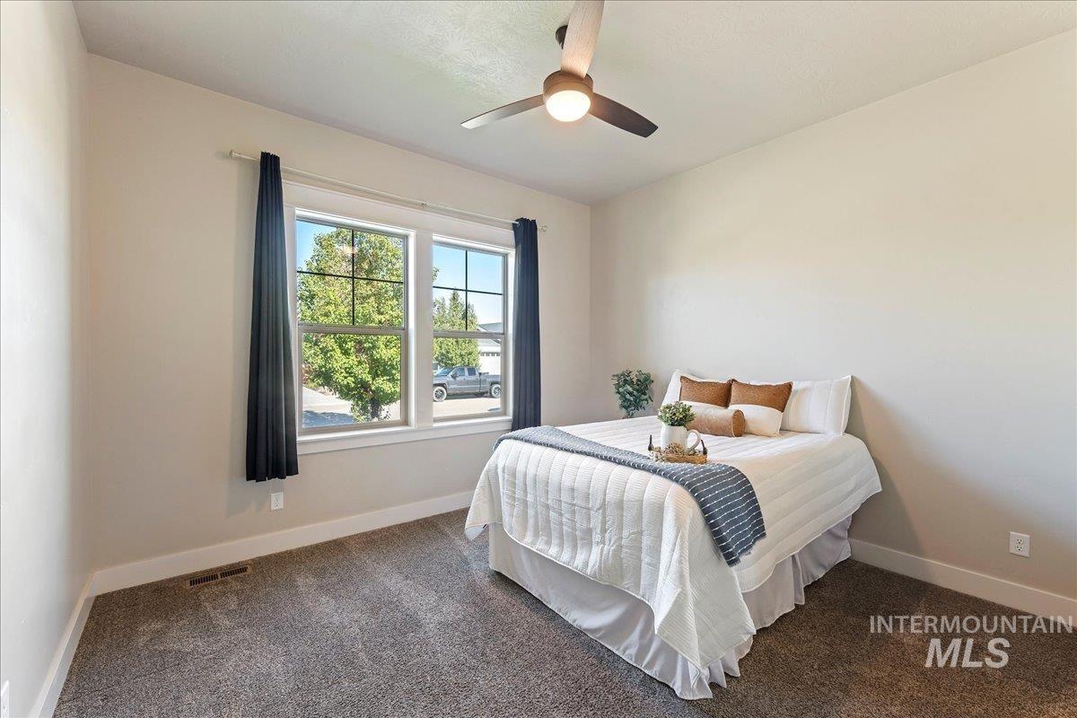property viewer photo 24