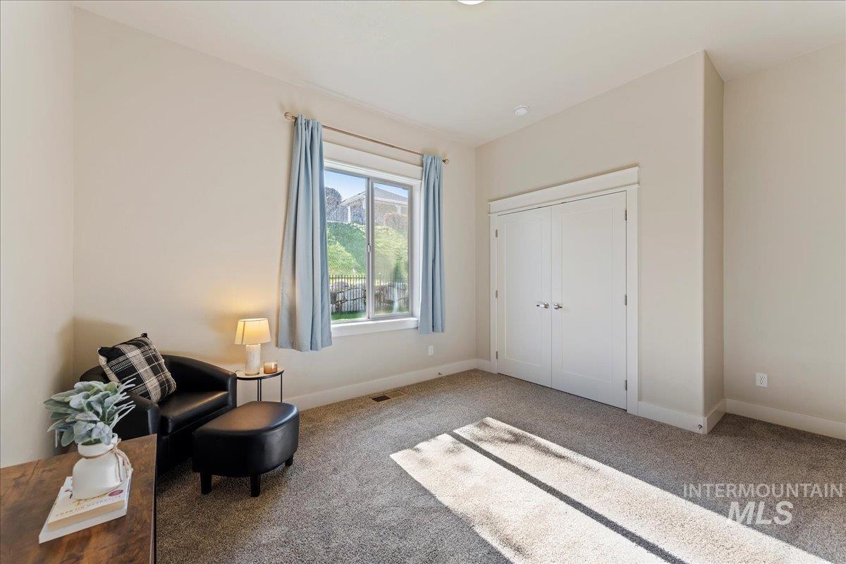 property viewer photo 30