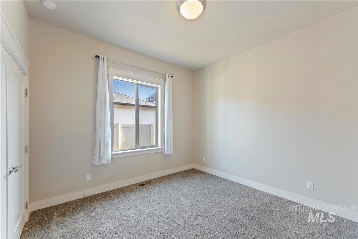 property viewer photo 31