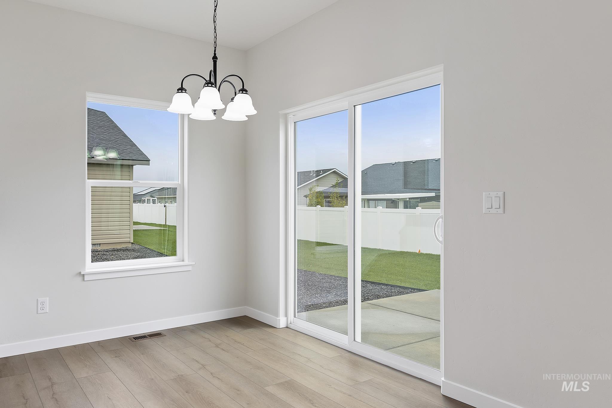 property viewer photo 16