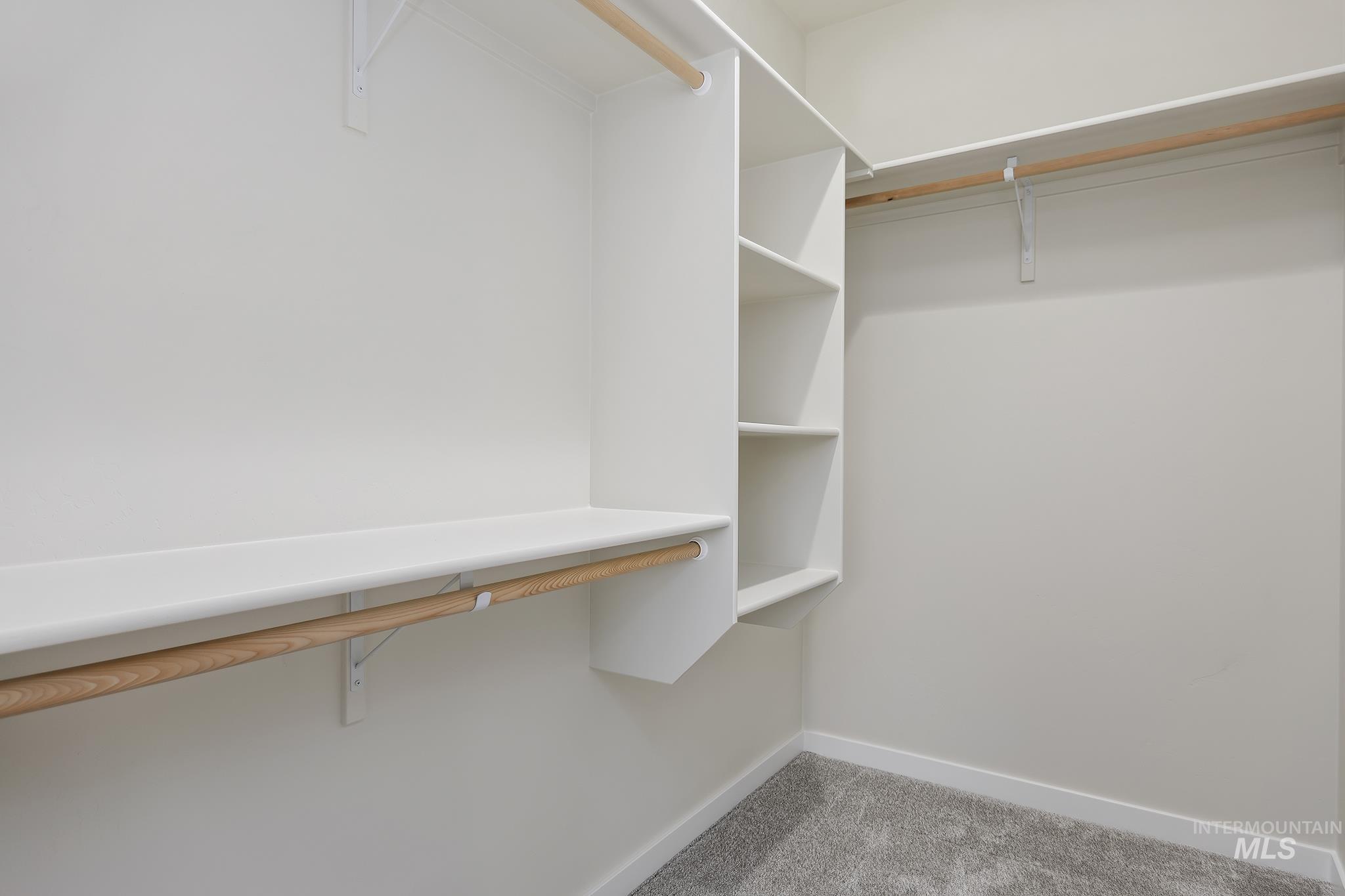 property viewer photo 23