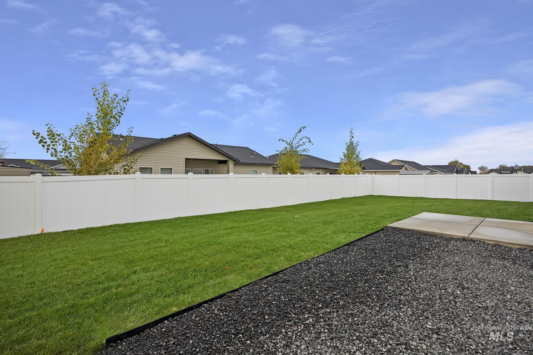 property viewer photo 31