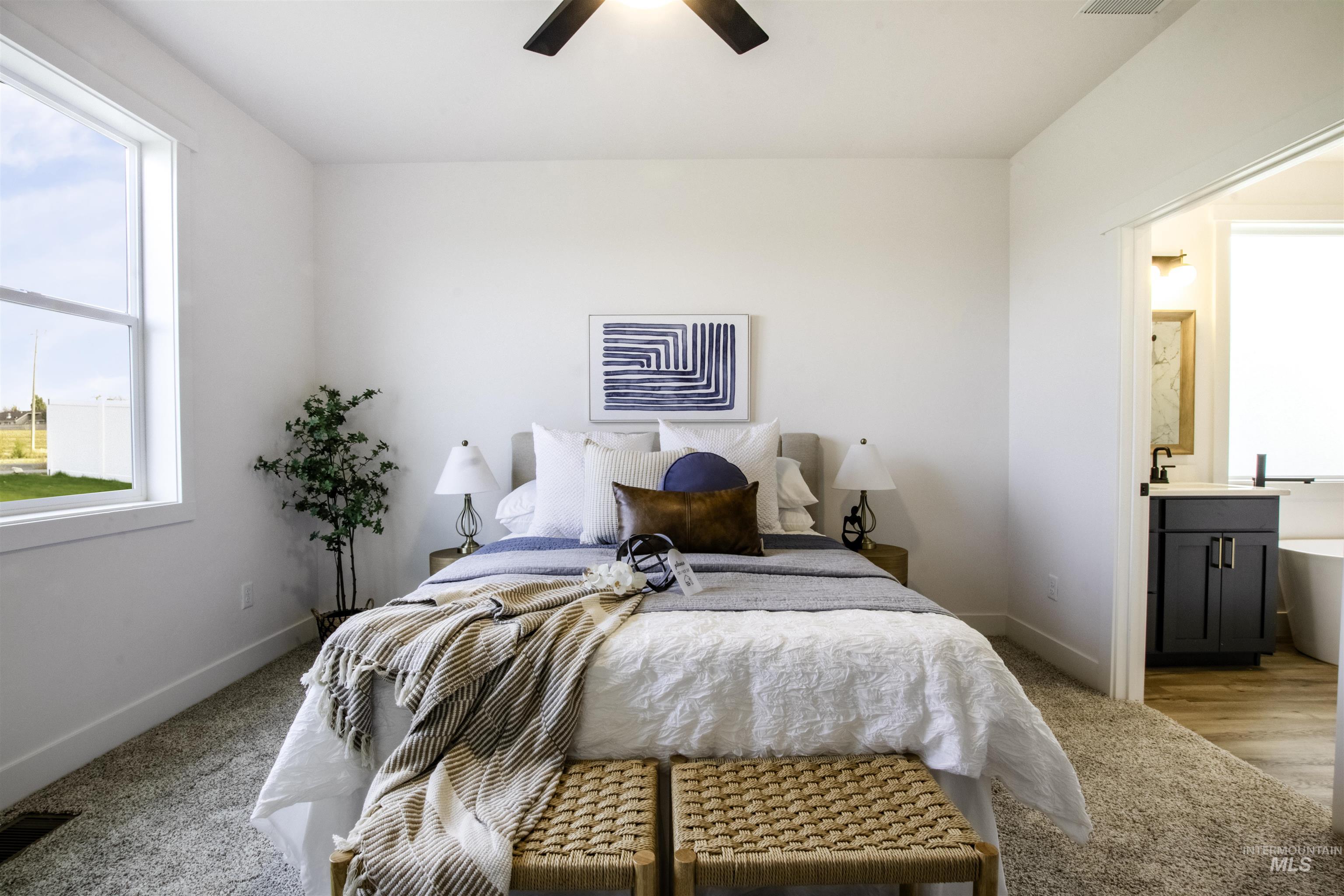 property viewer photo 12