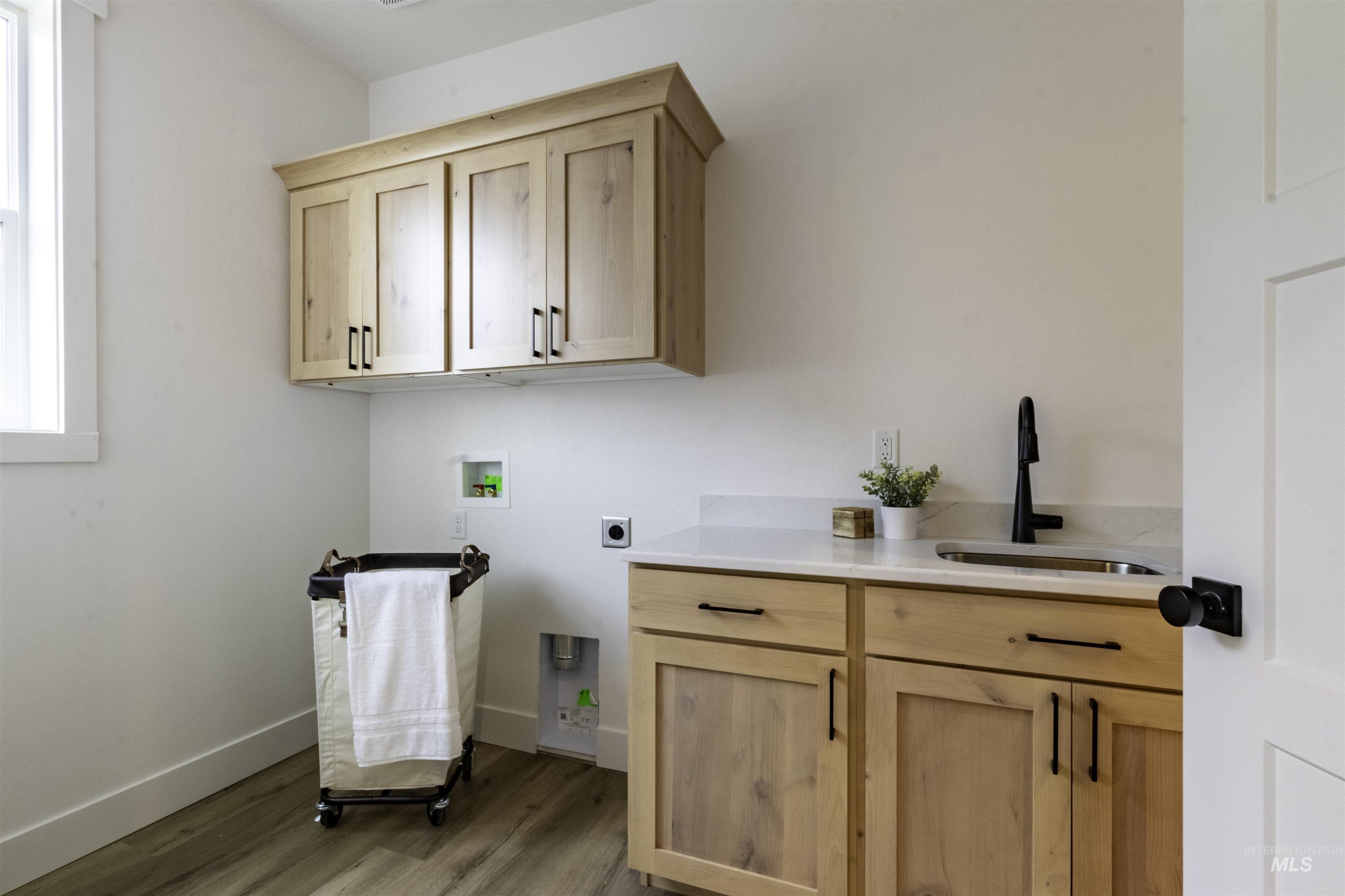 property viewer photo 20