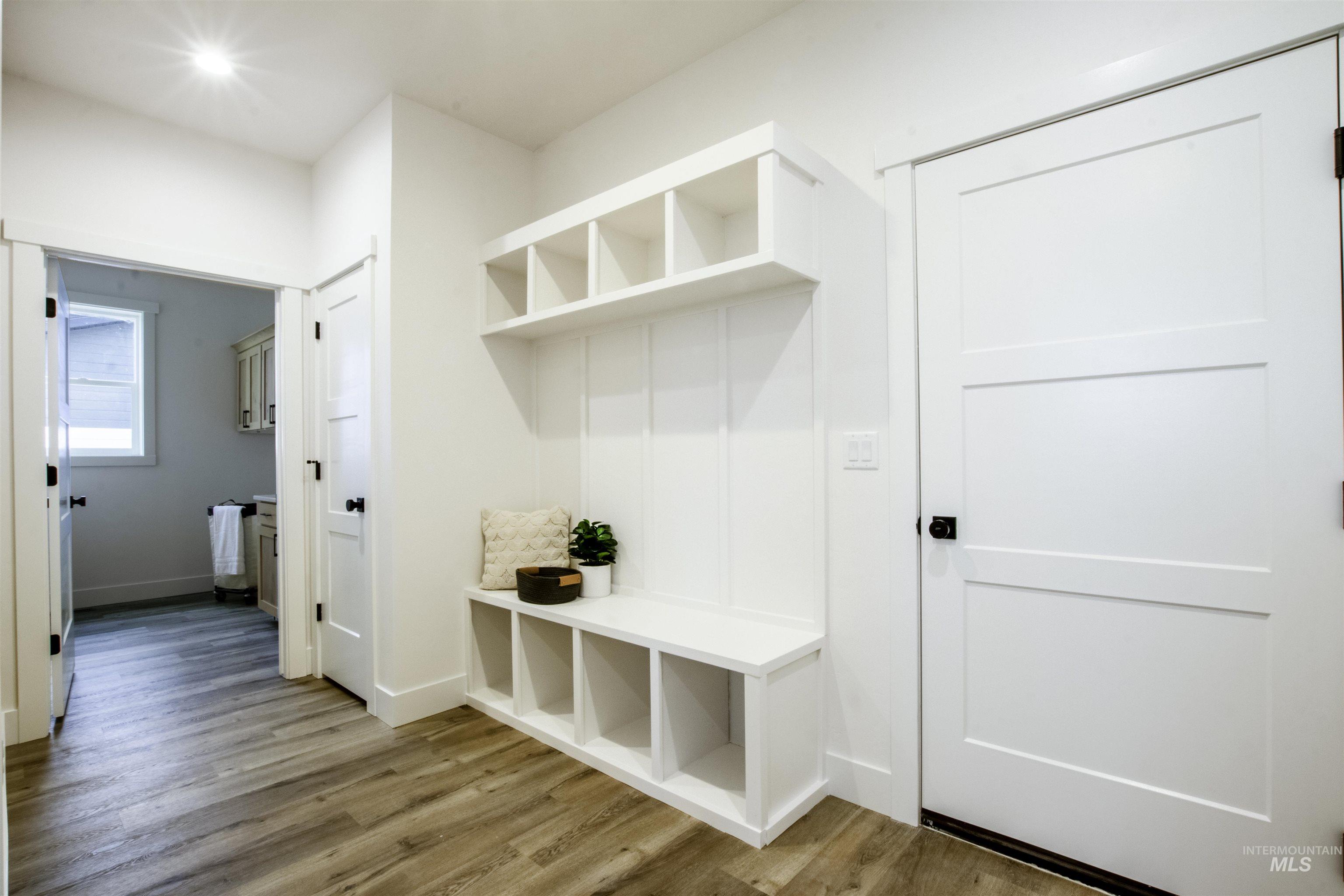 property viewer photo 23