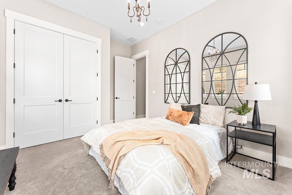 property viewer photo 15